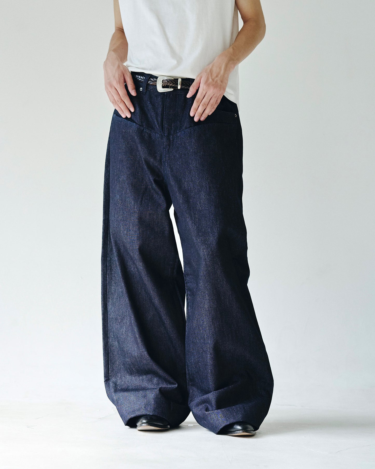 DOUBLE POCKET RIGID SLUB BAGGY DENIM TROUSERS