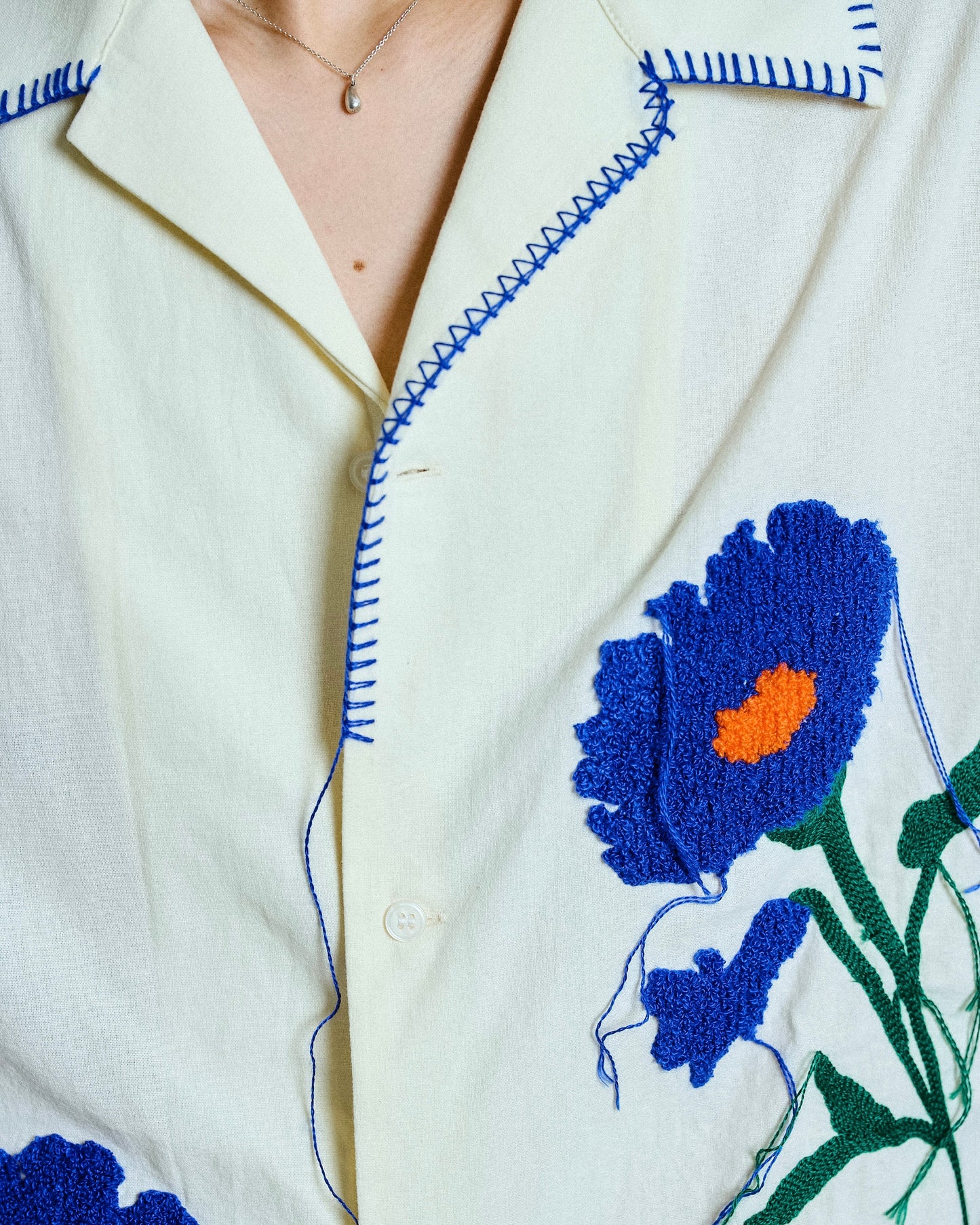 flower embroidery SAGARA h/s shirt