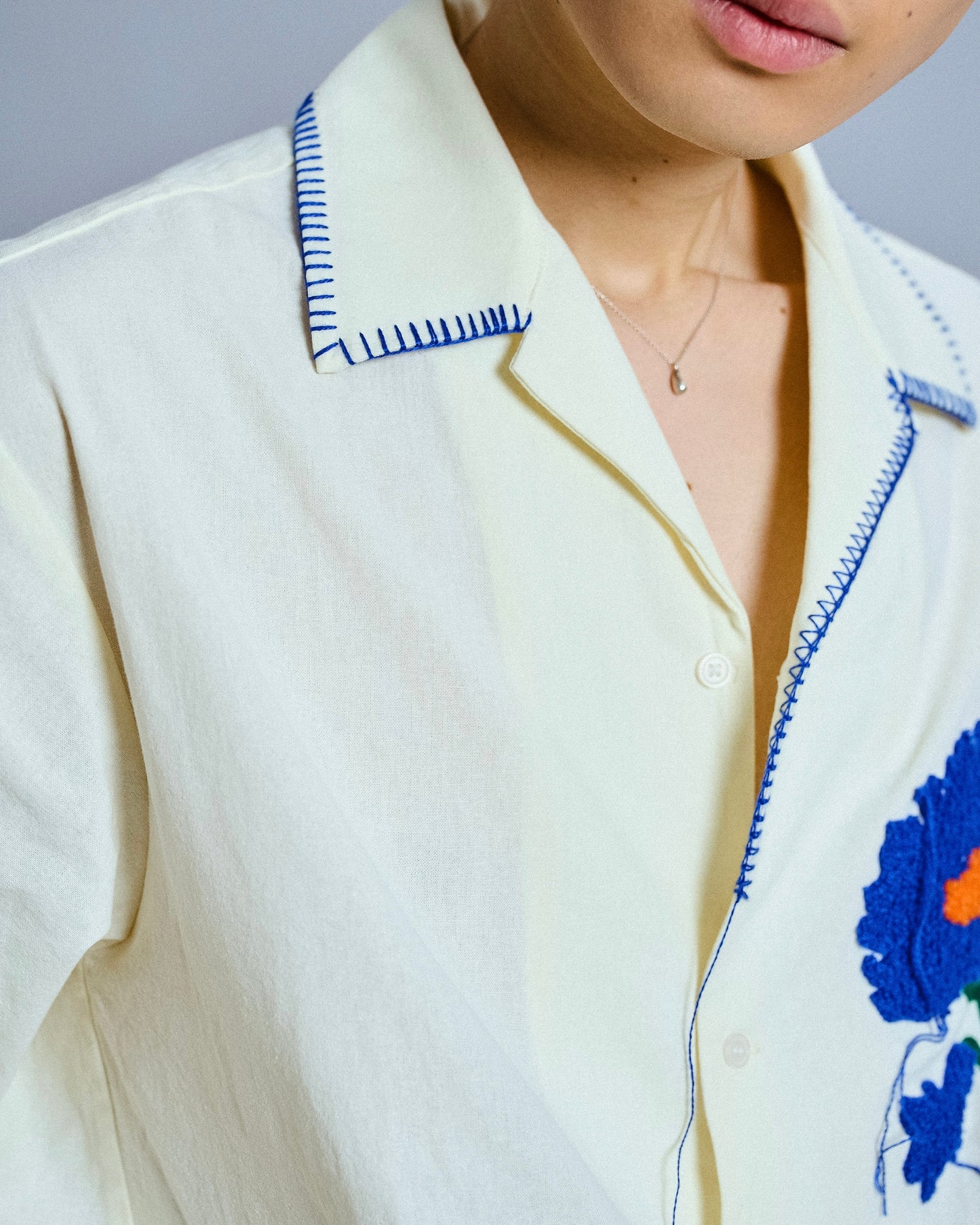 flower embroidery SAGARA h/s shirt