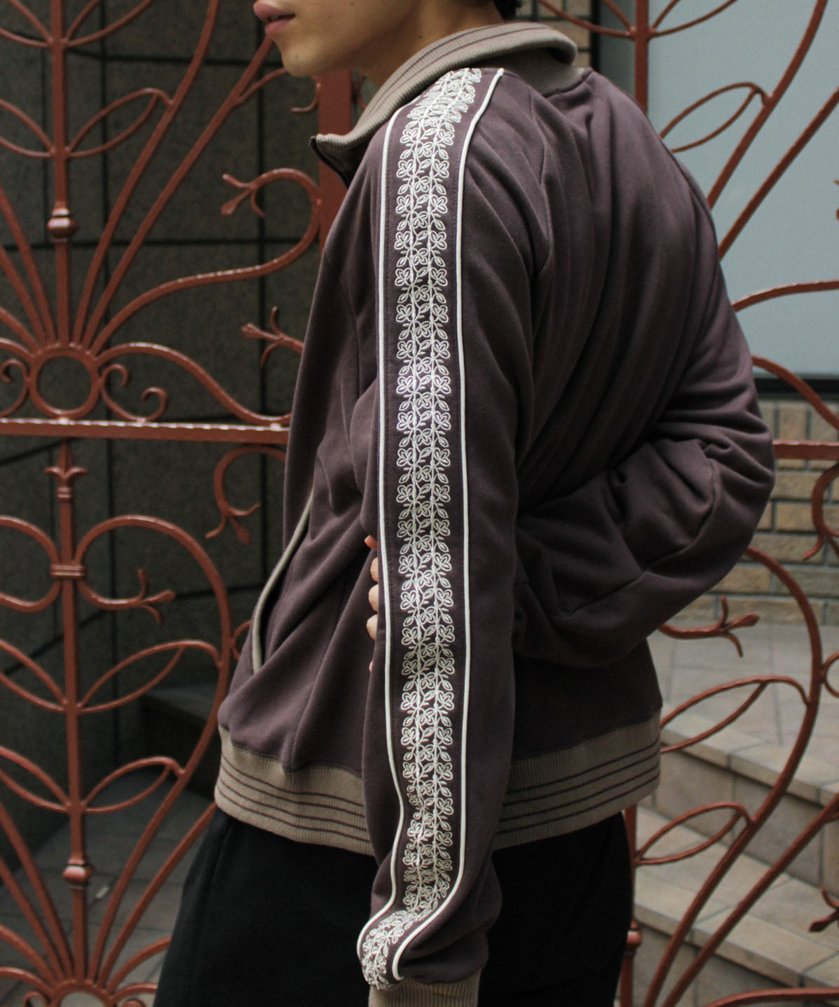 flower embroidery line track jacket