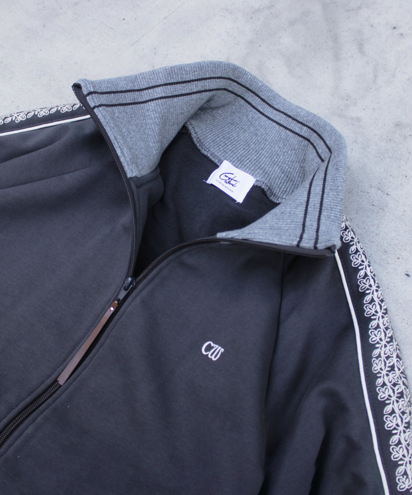 flower embroidery line track jacket