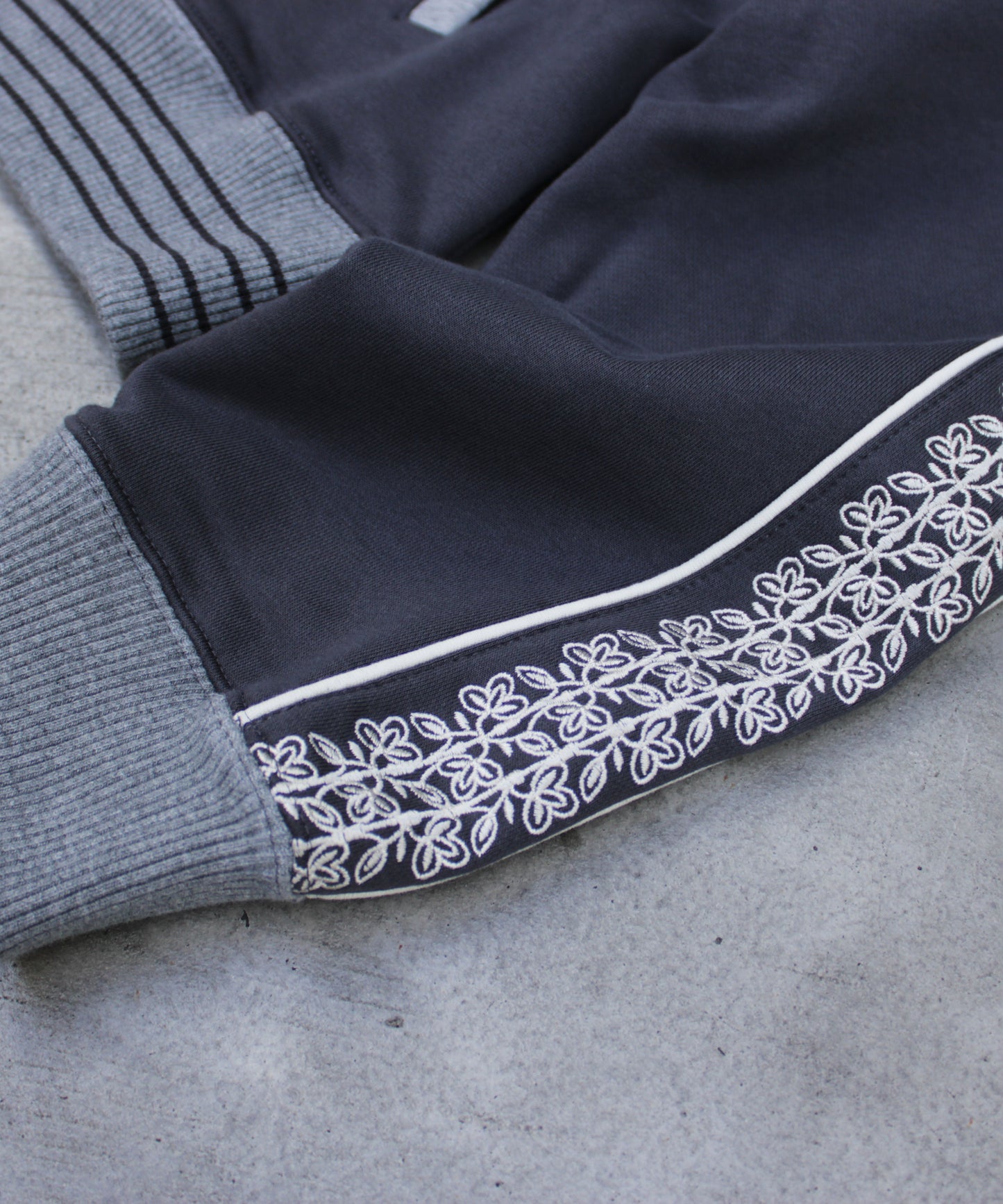 flower embroidery line track jacket