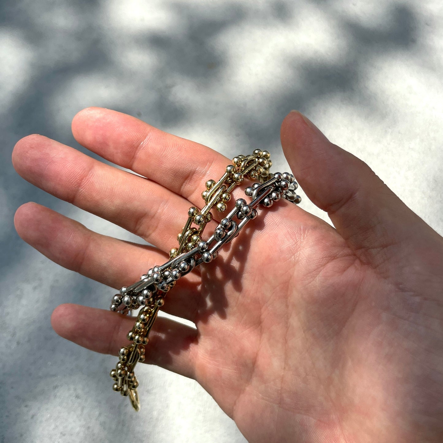 ball binding bracelet