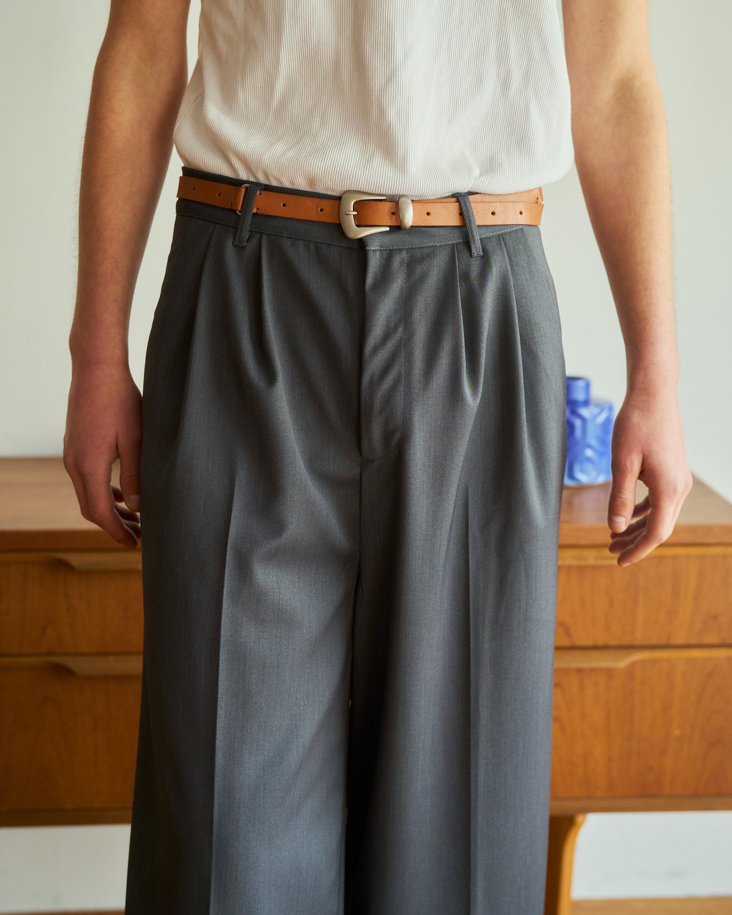 Camphor wood スラックス 2tuck wide baggy slacks / 2タック