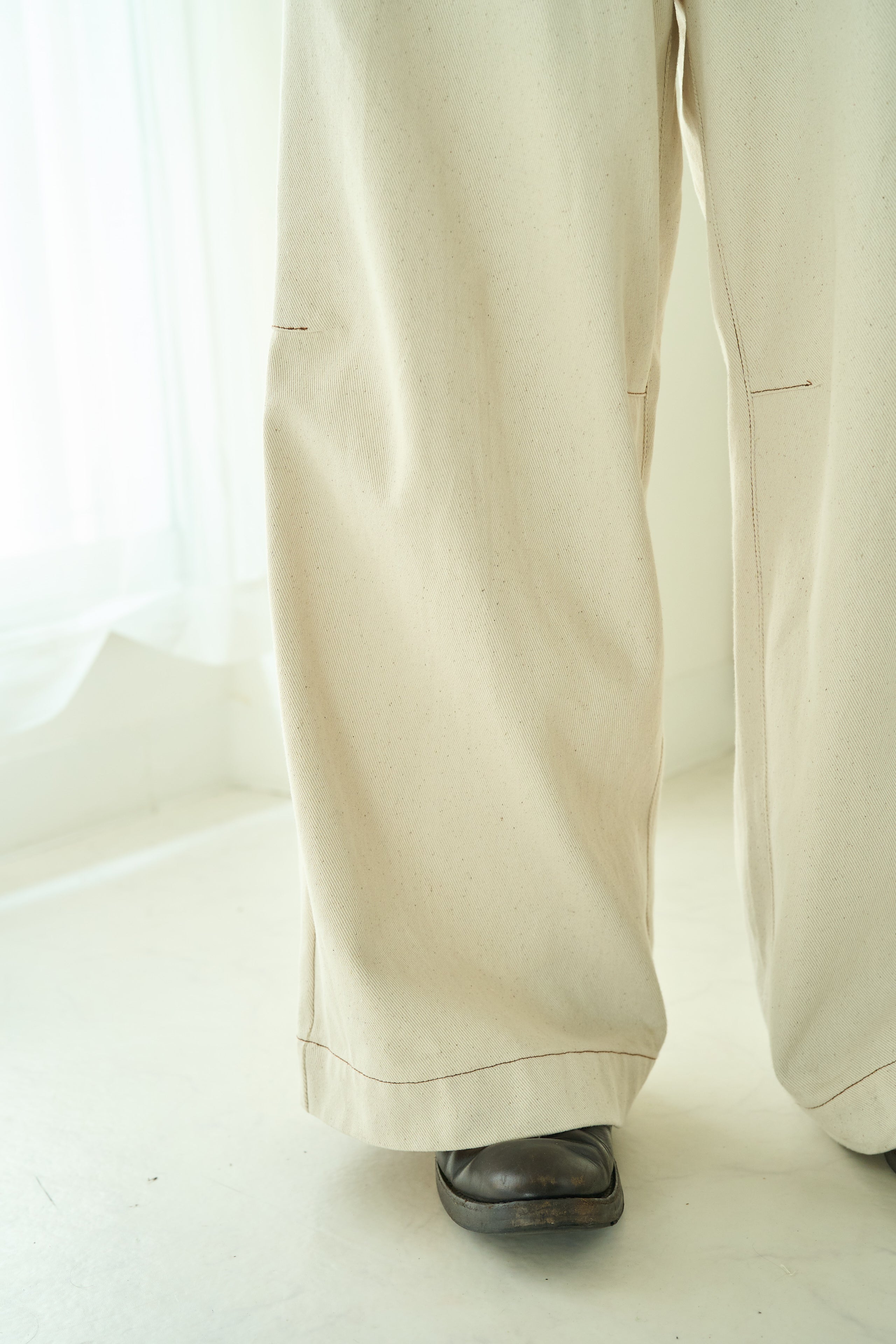 knee tuck wide baggy nep jeans – CAMPHOR WOOD - OFFICIAL
