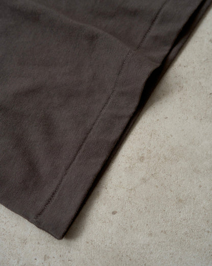 camphor scrawl embroidery tee