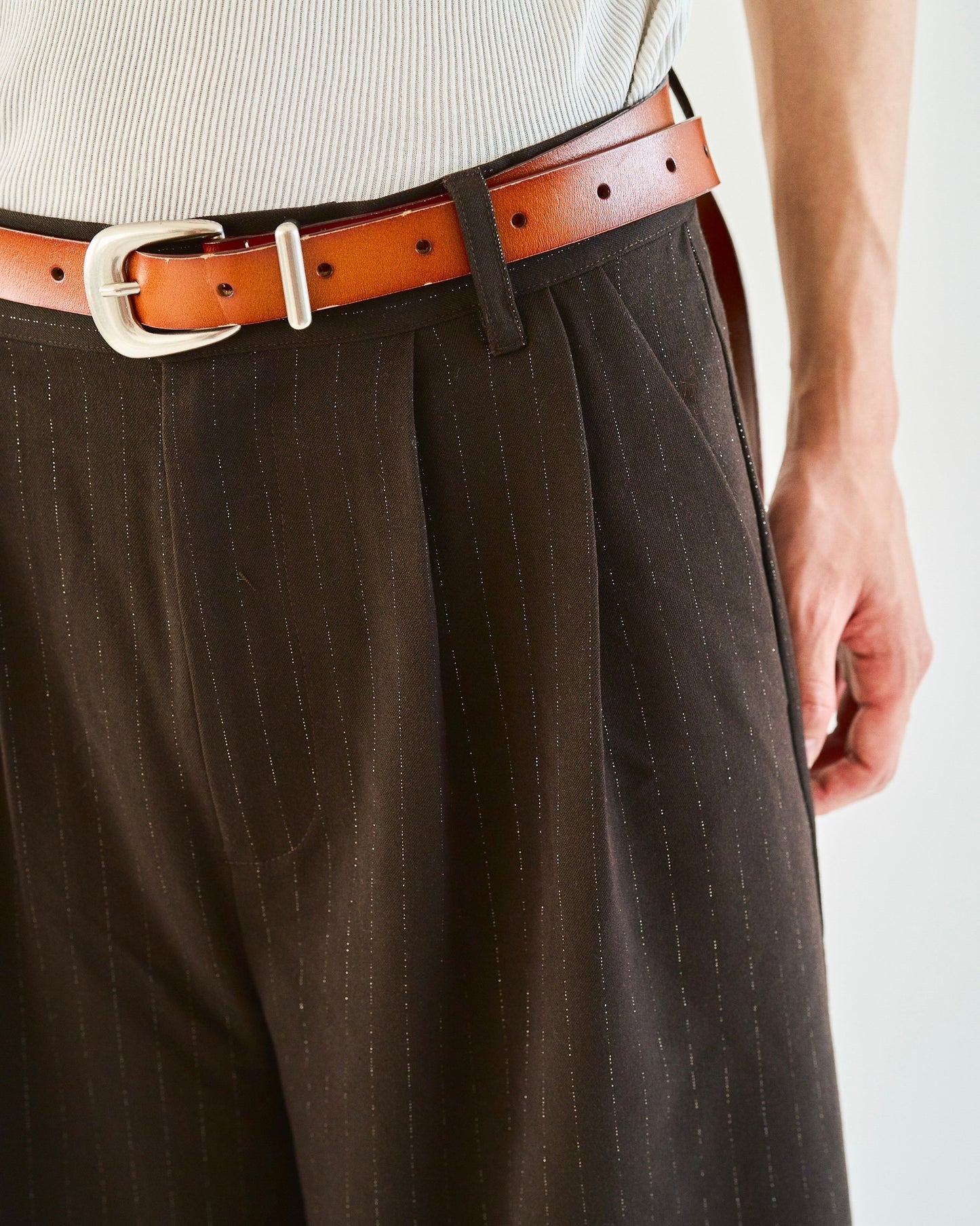 2tuck wide baggy flare rame slacks