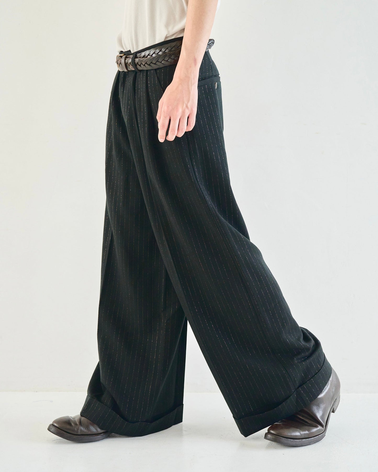 2tuck wide baggy flare rame slacks