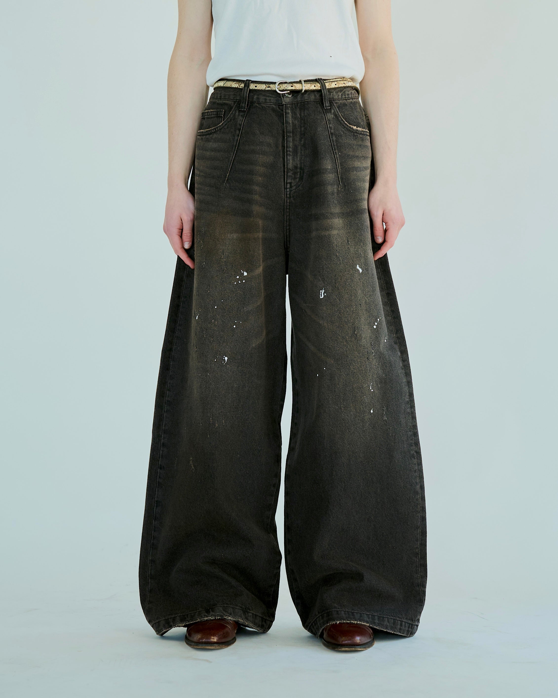 口コミ・レビュー評価が高いおすすめ人気商品の通販 wide baggy OFFICIAL - WOOD CAMPHOR – trousers denim overdye 快適グッズ・旅行小物