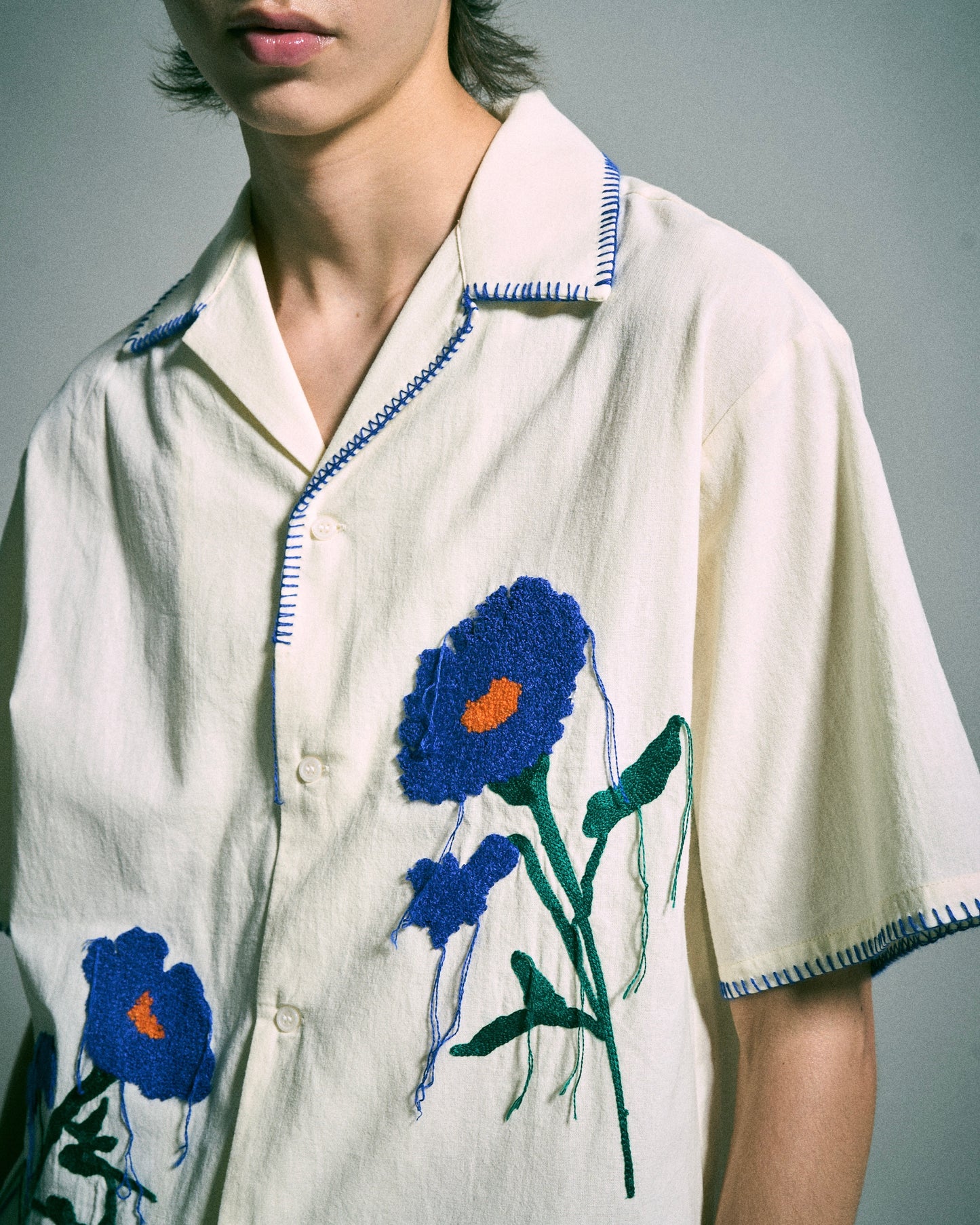 FLOWER EMBROIDERY SAGARA H/S SHIRT
