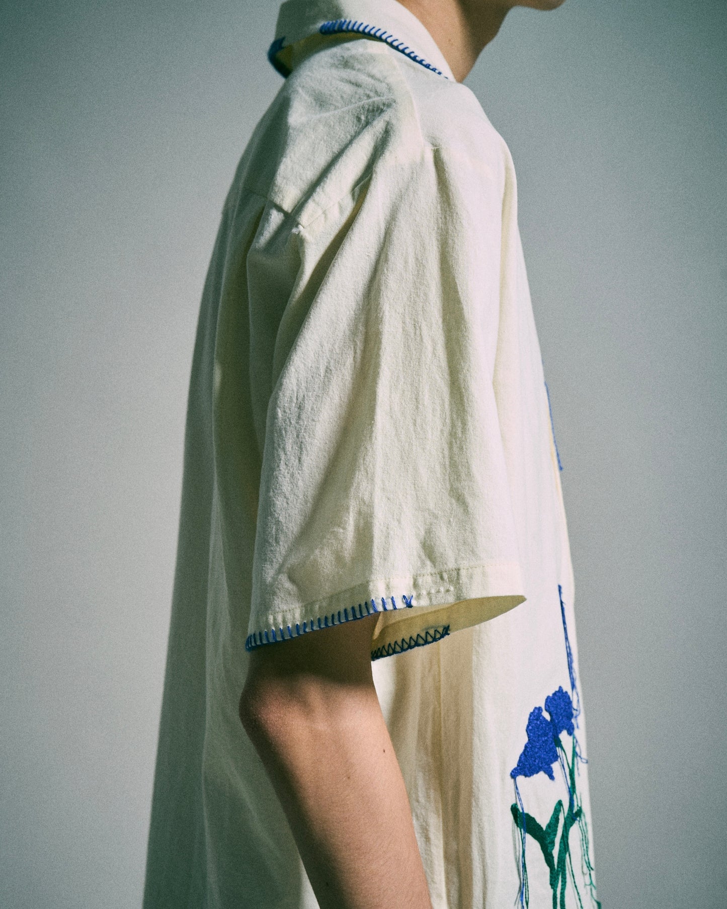 FLOWER EMBROIDERY SAGARA H/S SHIRT