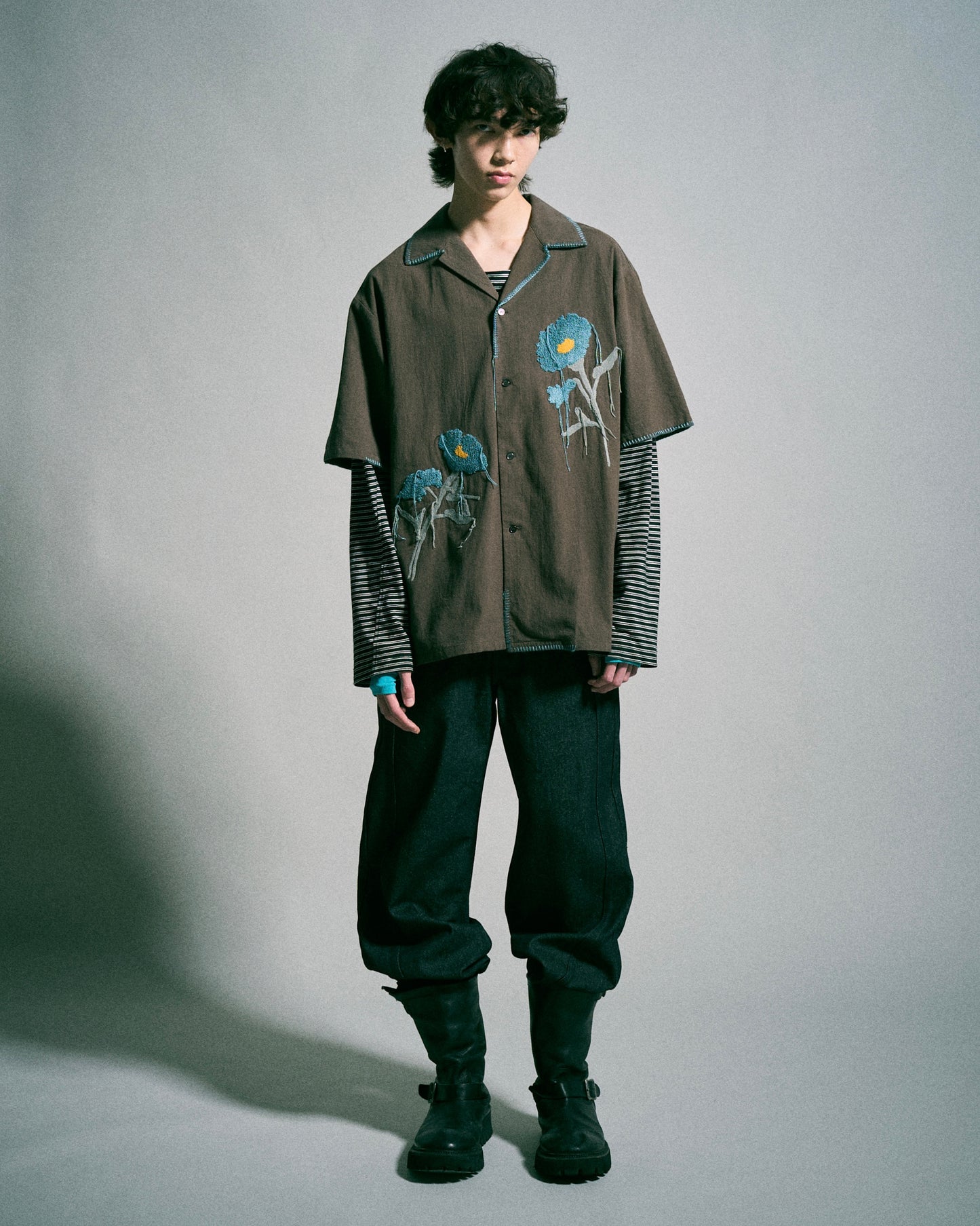 FLOWER EMBROIDERY SAGARA H/S SHIRT
