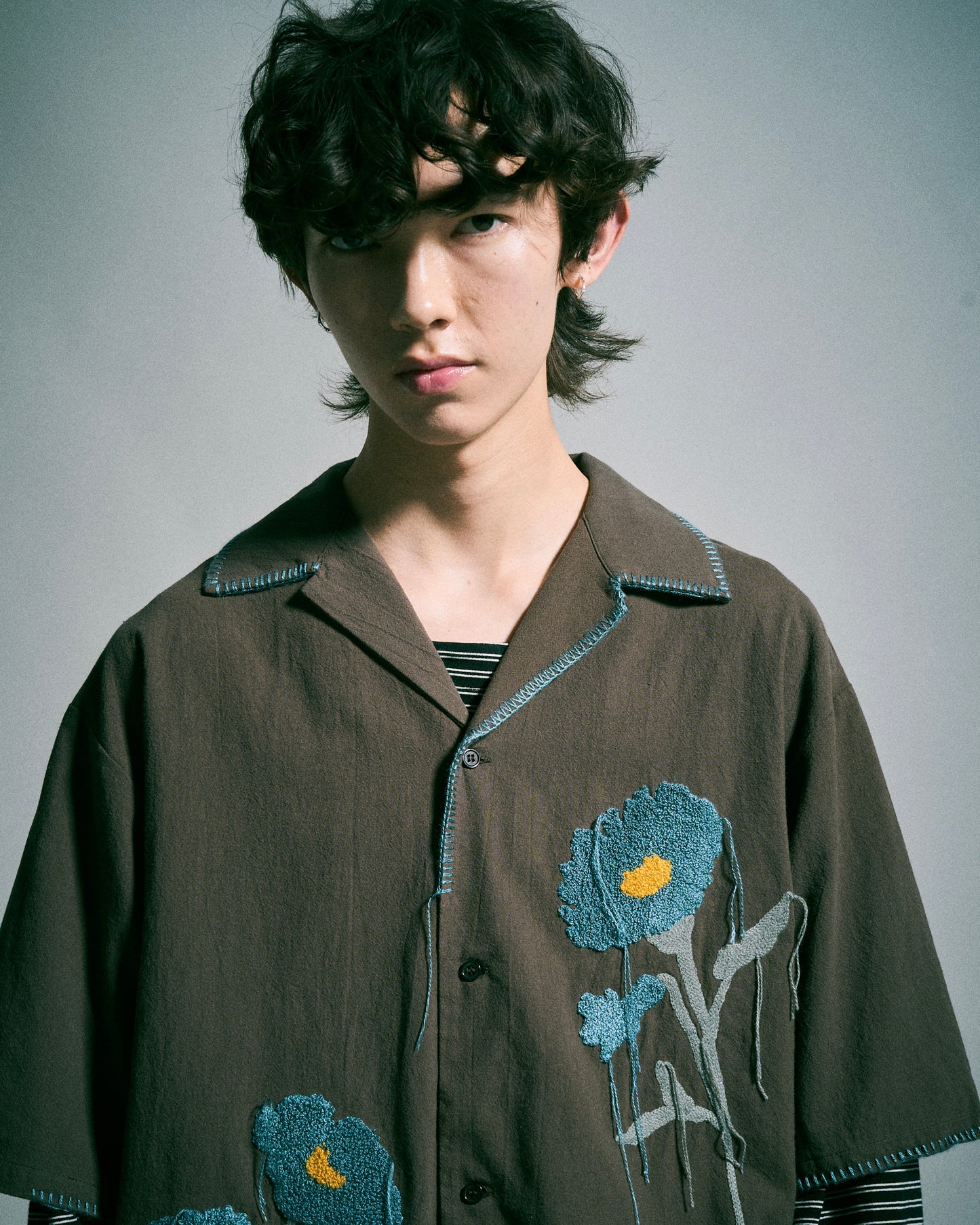 FLOWER EMBROIDERY SAGARA H/S SHIRT