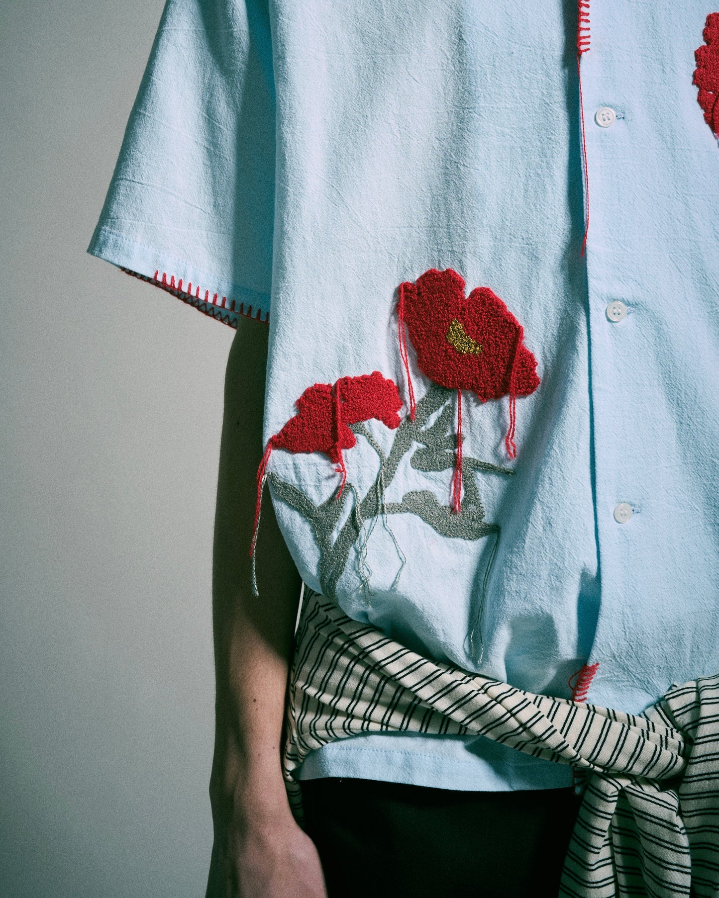 FLOWER EMBROIDERY SAGARA H/S SHIRT