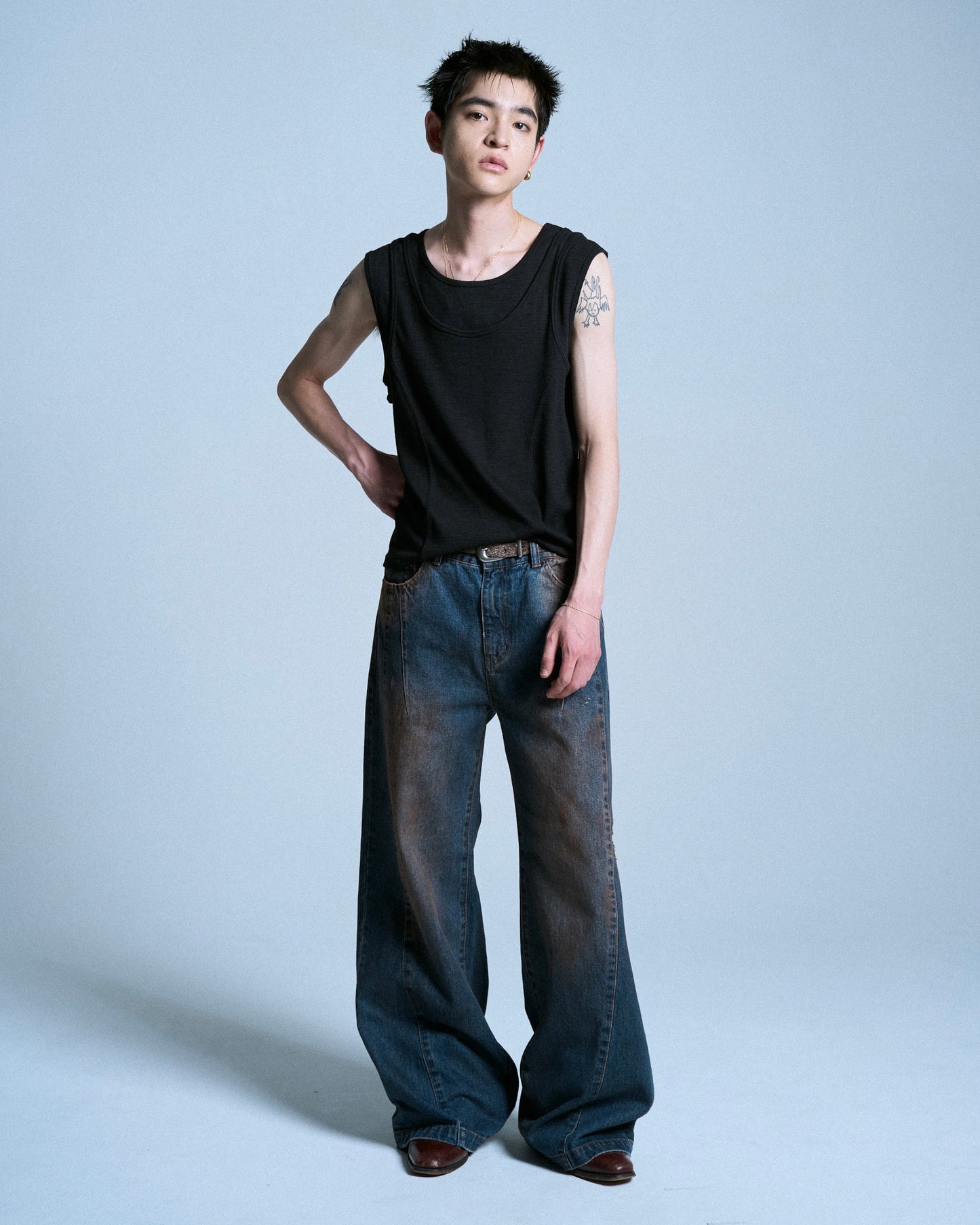 SIDE SEAM SEMI-FLARE SLUB JEANS