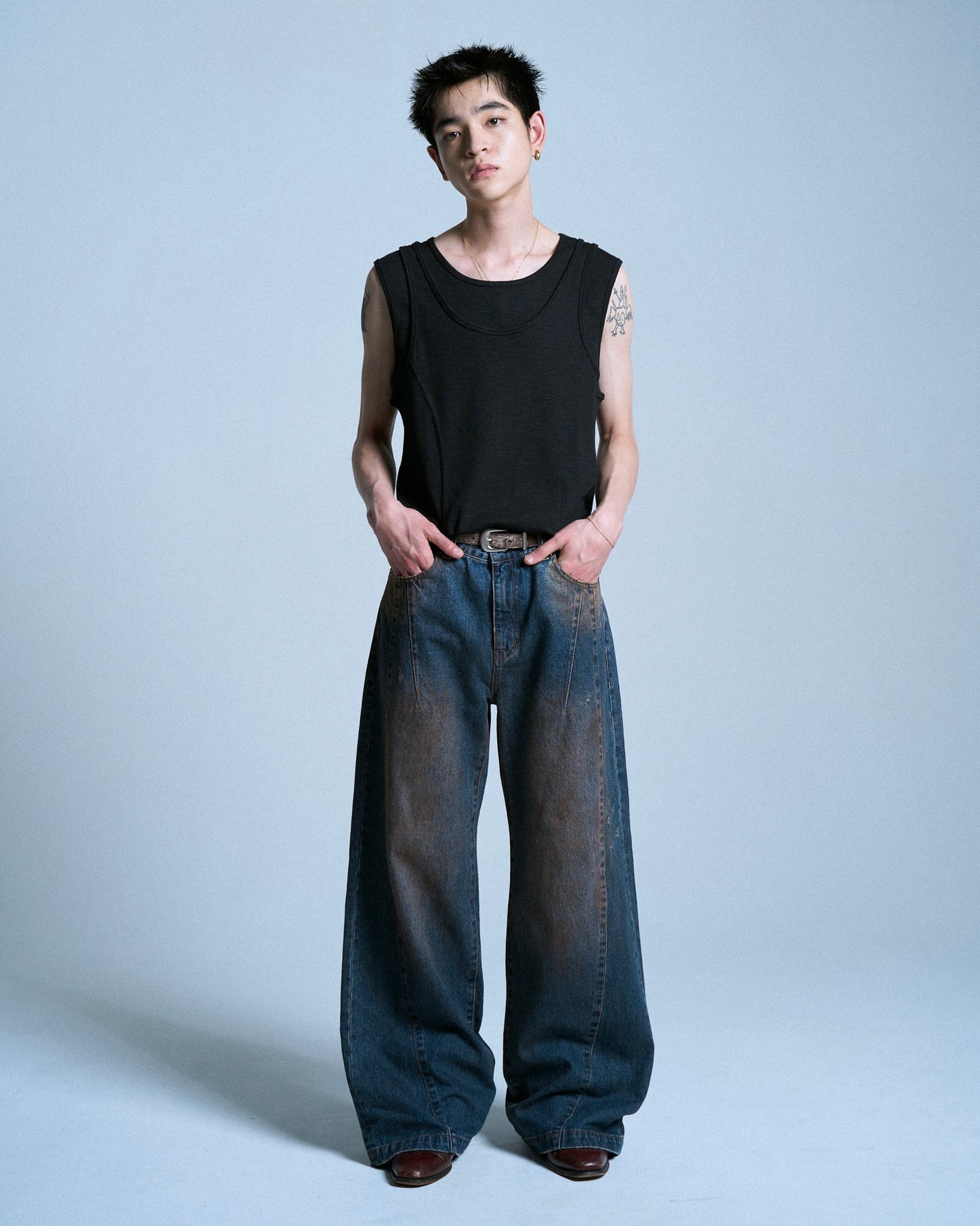 SIDE SEAM SEMI-FLARE SLUB JEANS