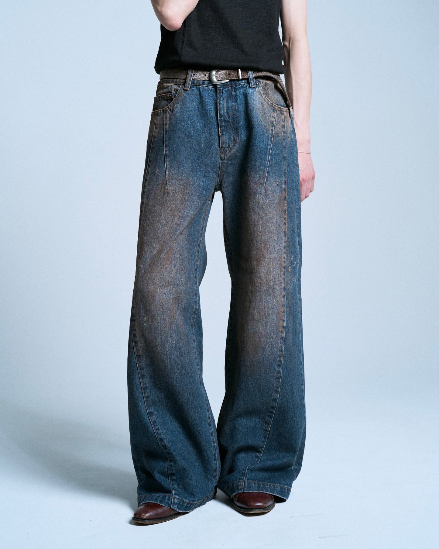 SIDE SEAM SEMI-FLARE SLUB JEANS