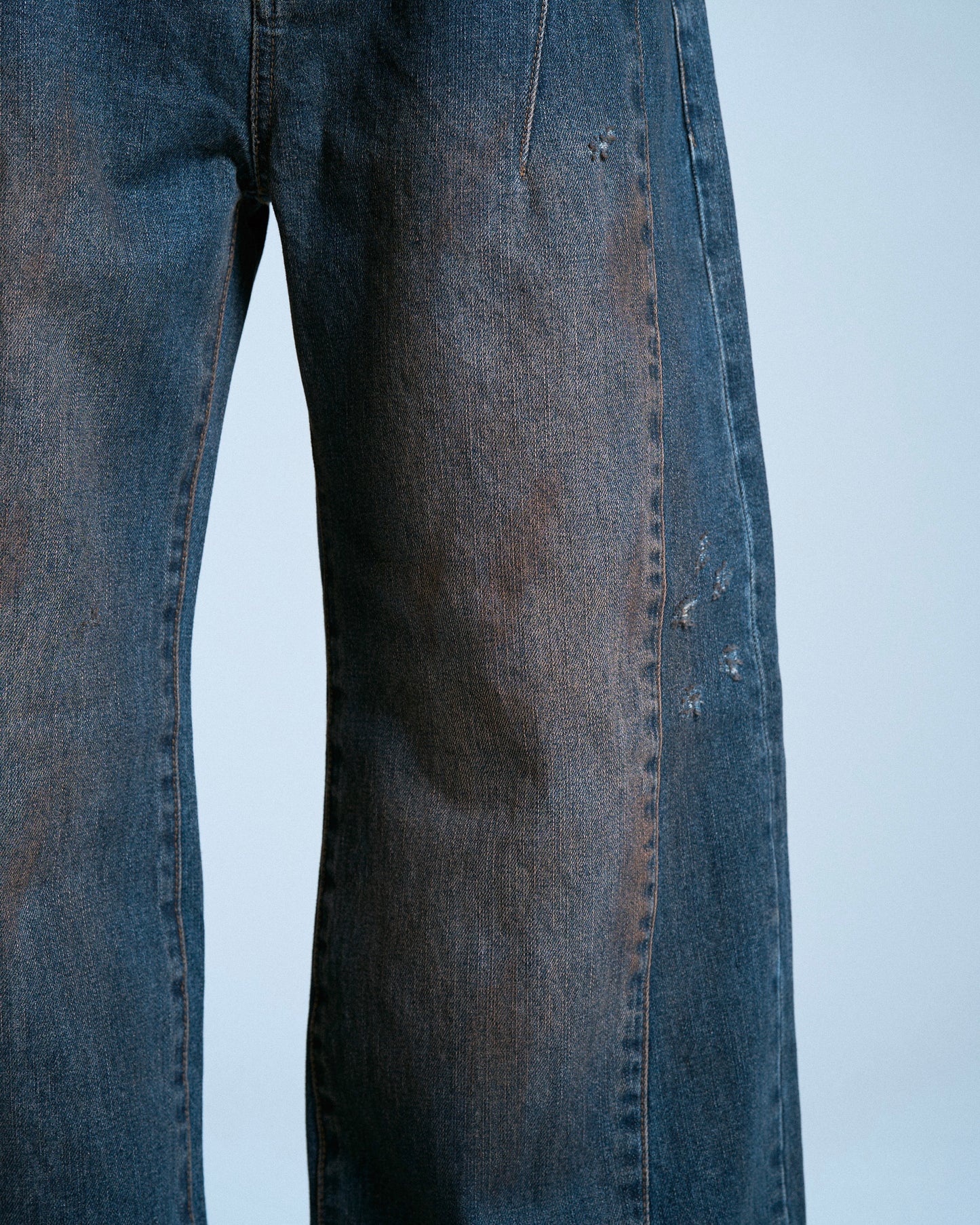 SIDE SEAM SEMI-FLARE SLUB JEANS