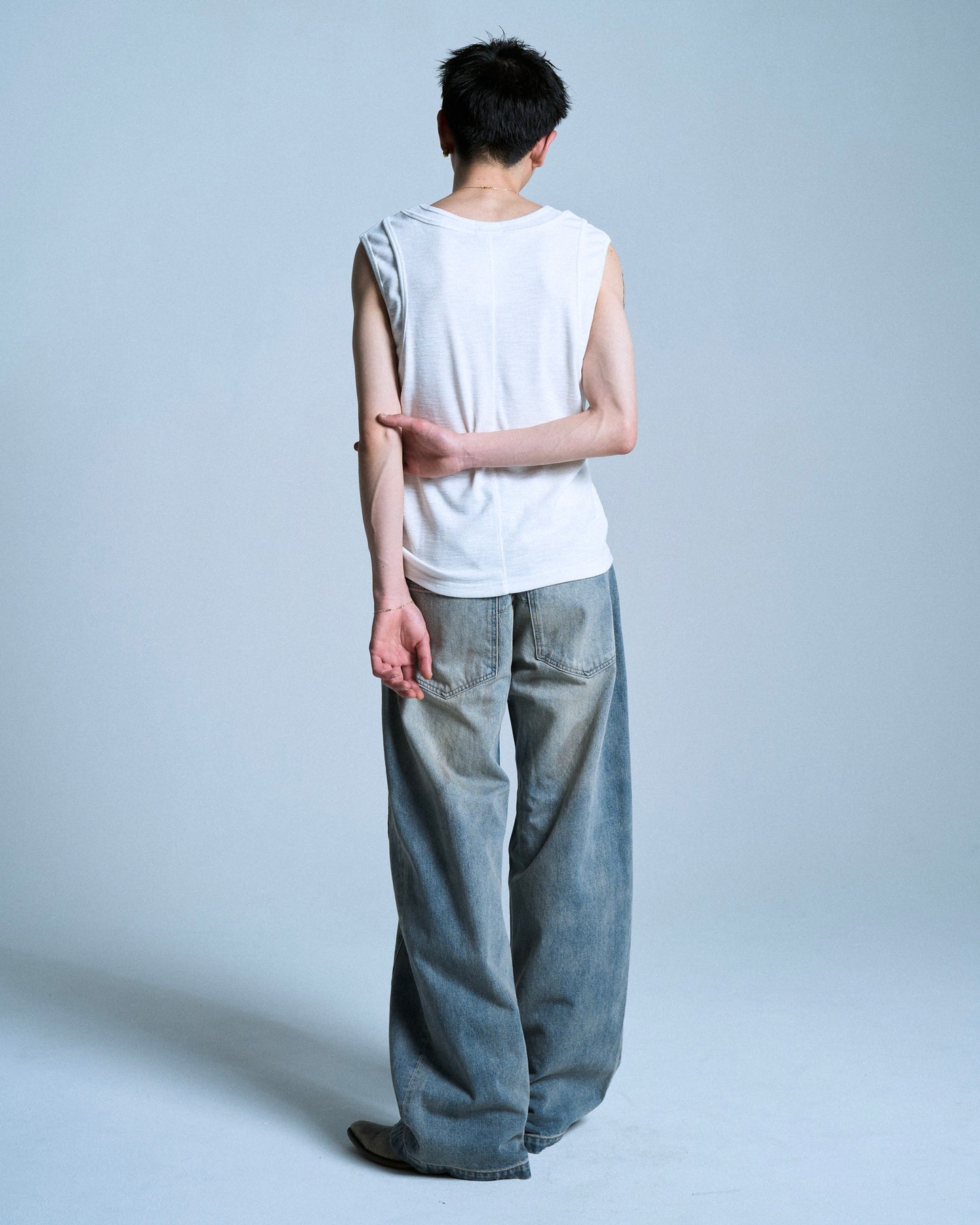 SIDE SEAM SEMI-FLARE SLUB JEANS