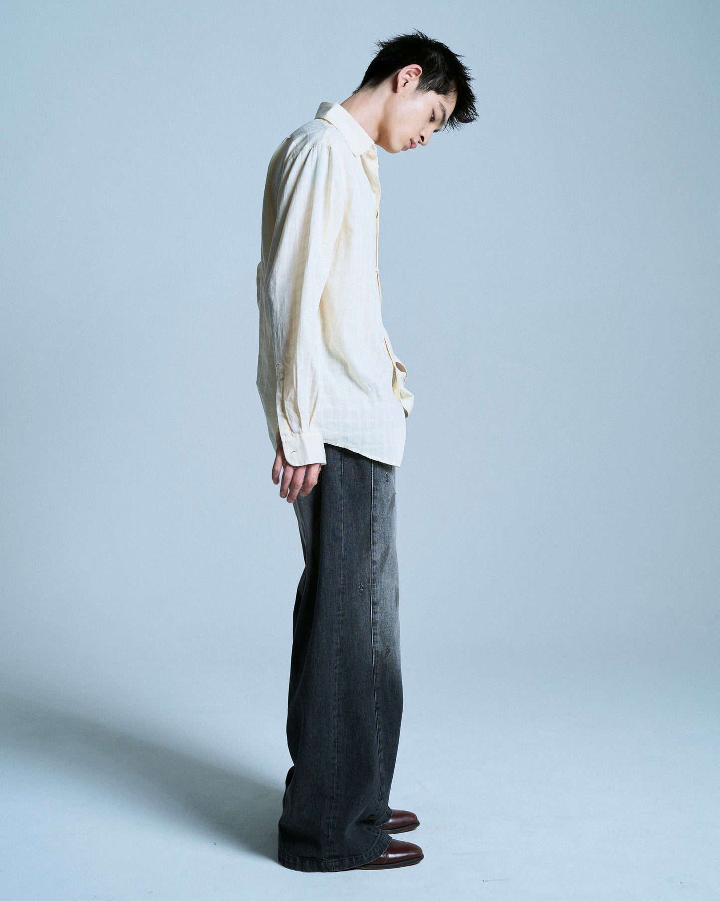 SIDE SEAM SEMI-FLARE SLUB JEANS