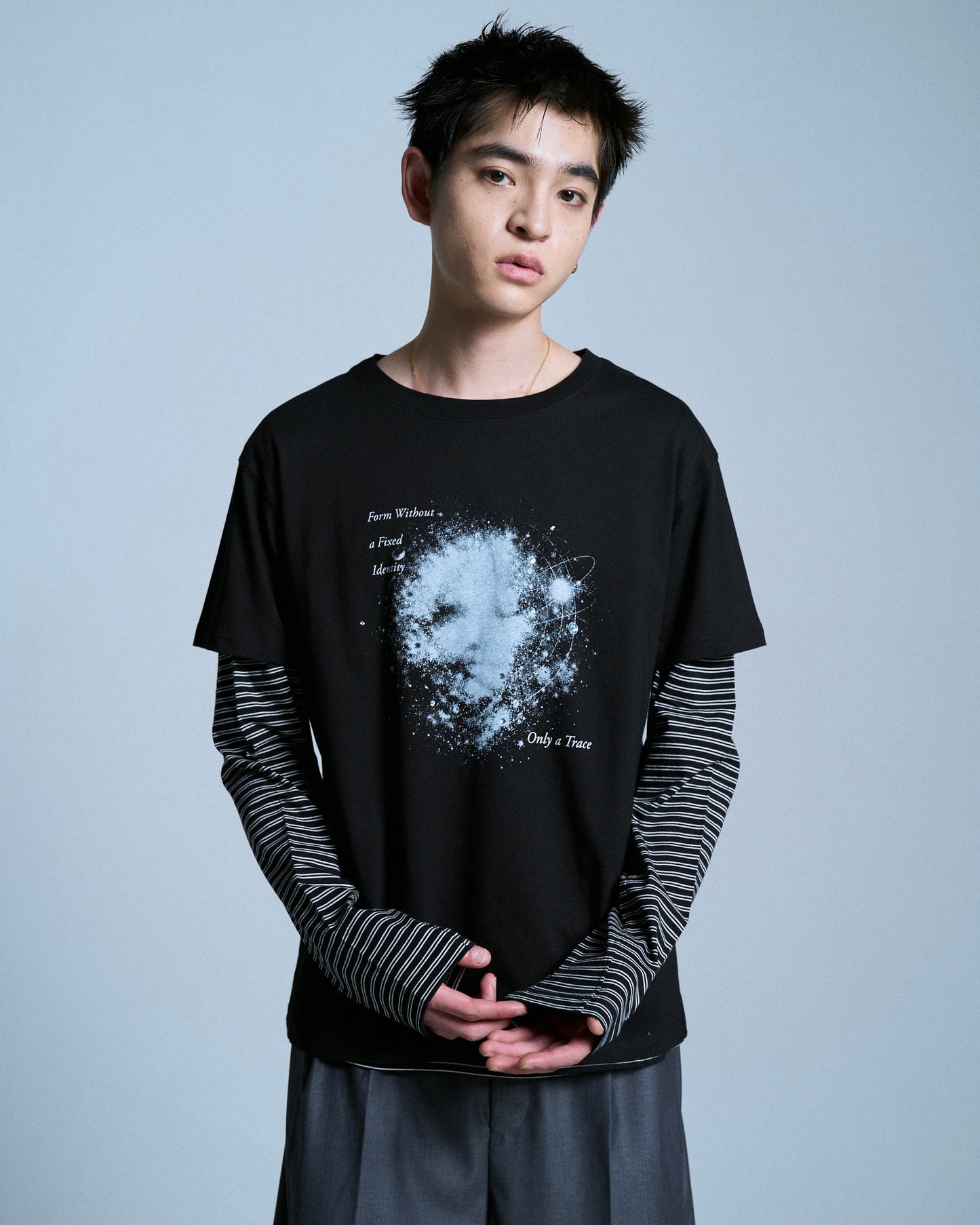 GRAPHIC SPACE RHINESTONE TEE