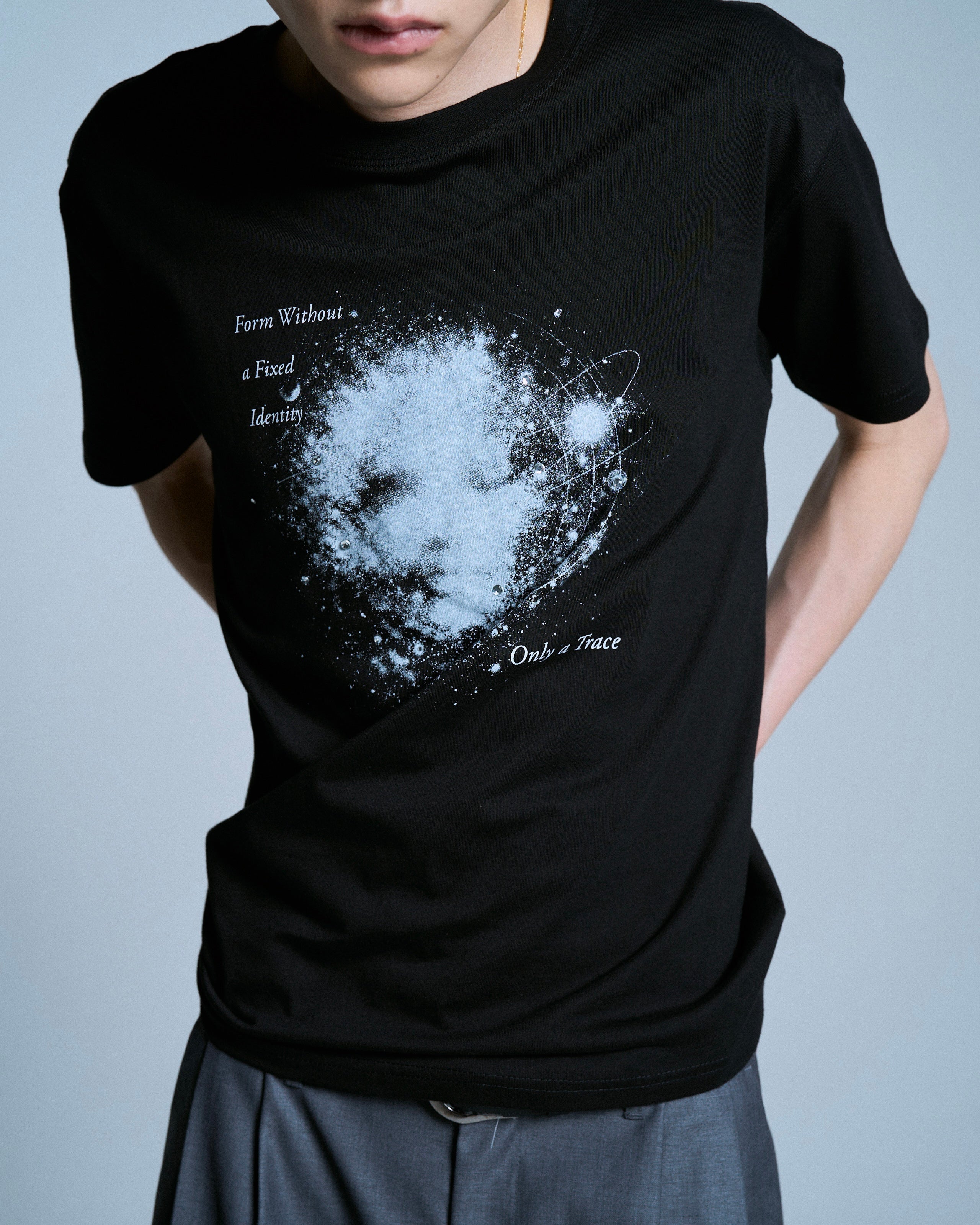 GRAPHIC SPACE RHINESTONE TEE – CAMPHOR WOOD - OFFICIAL ONLINE