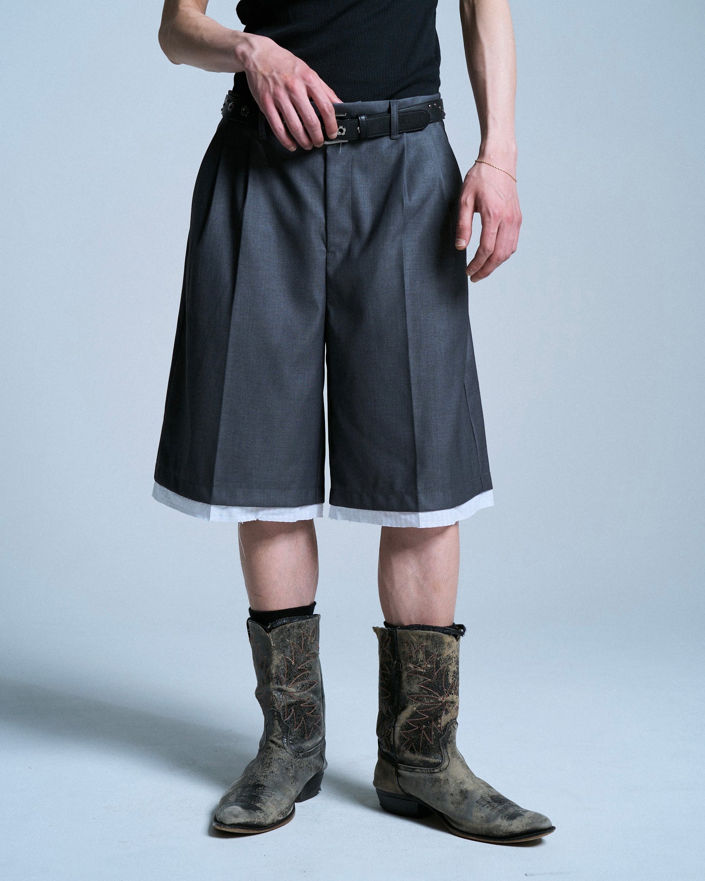 CUT OFF LAYERED SLACKS SHORTS