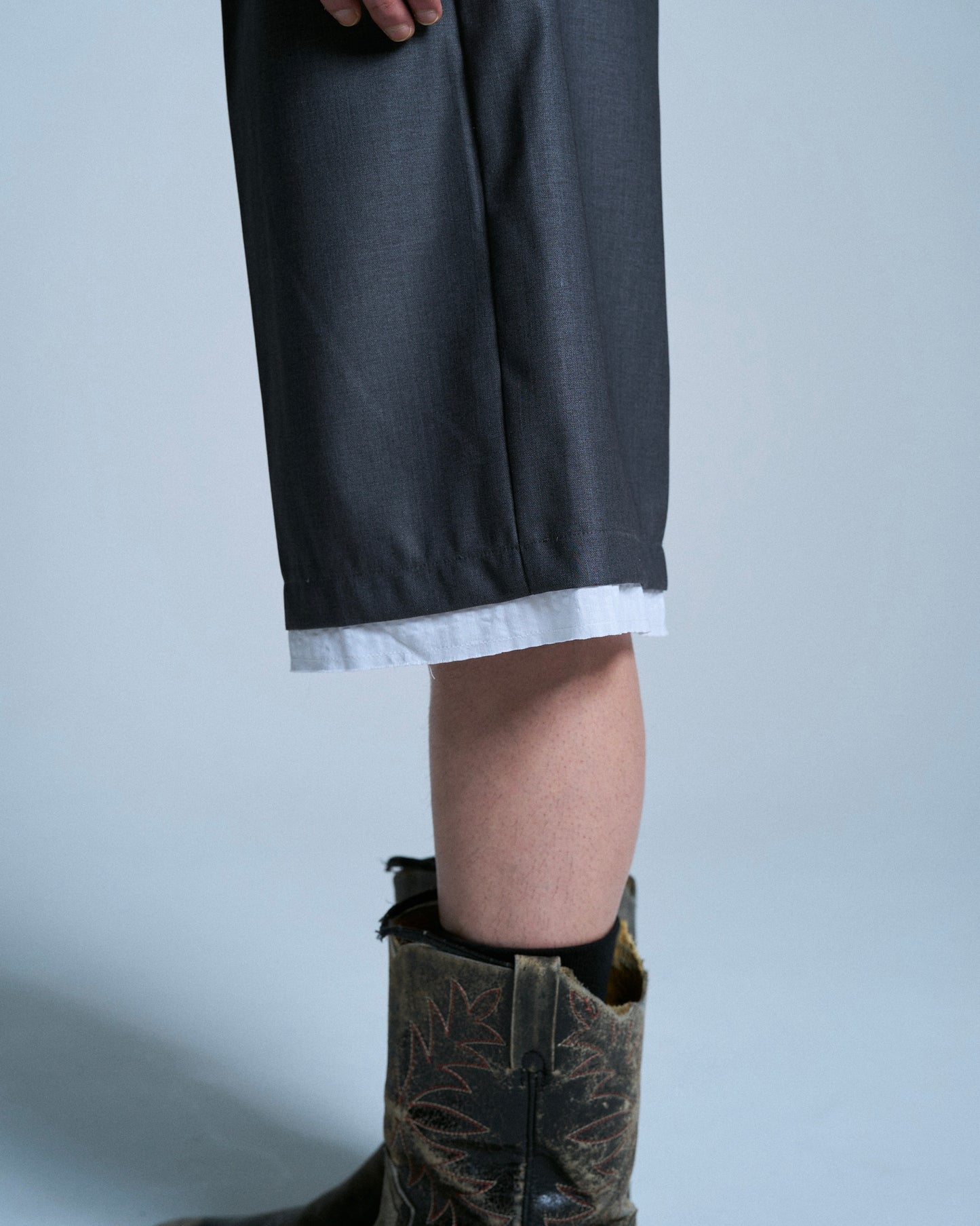 CUT OFF LAYERED SLACKS SHORTS