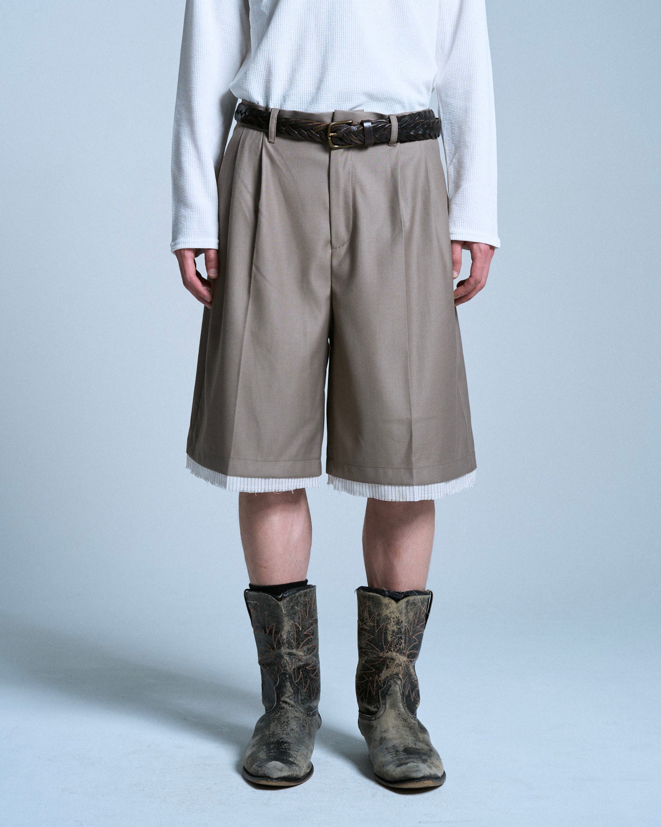 CUT OFF LAYERED SLACKS SHORTS – CAMPHOR WOOD - OFFICIAL ONLINE