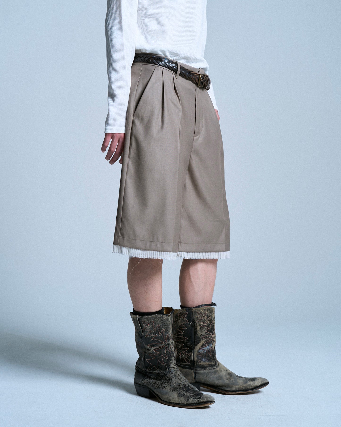 CUT OFF LAYERED SLACKS SHORTS