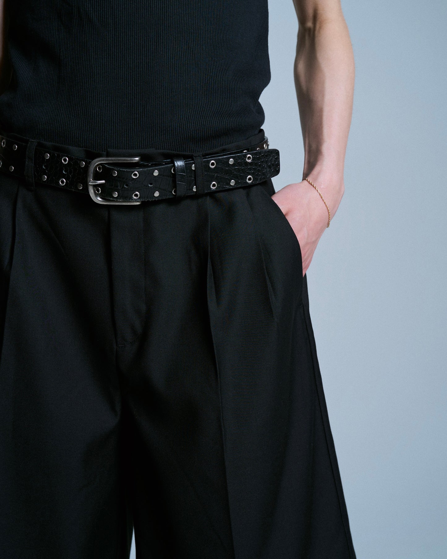 CUT OFF LAYERED SLACKS SHORTS