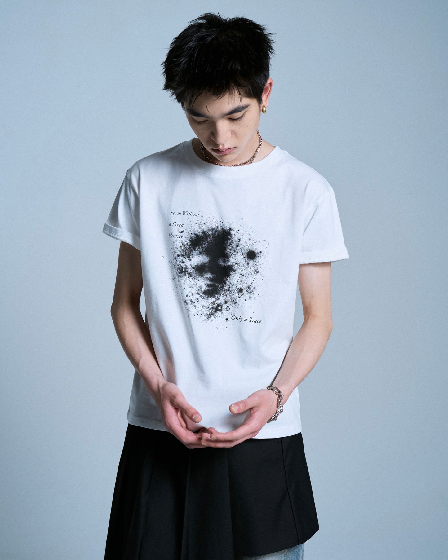 GRAPHIC SPACE RHINESTONE TEE