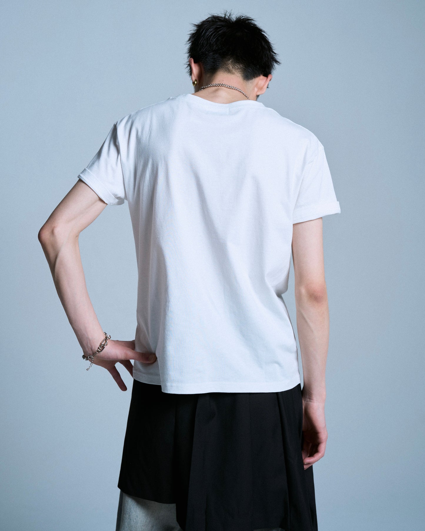 GRAPHIC SPACE RHINESTONE TEE