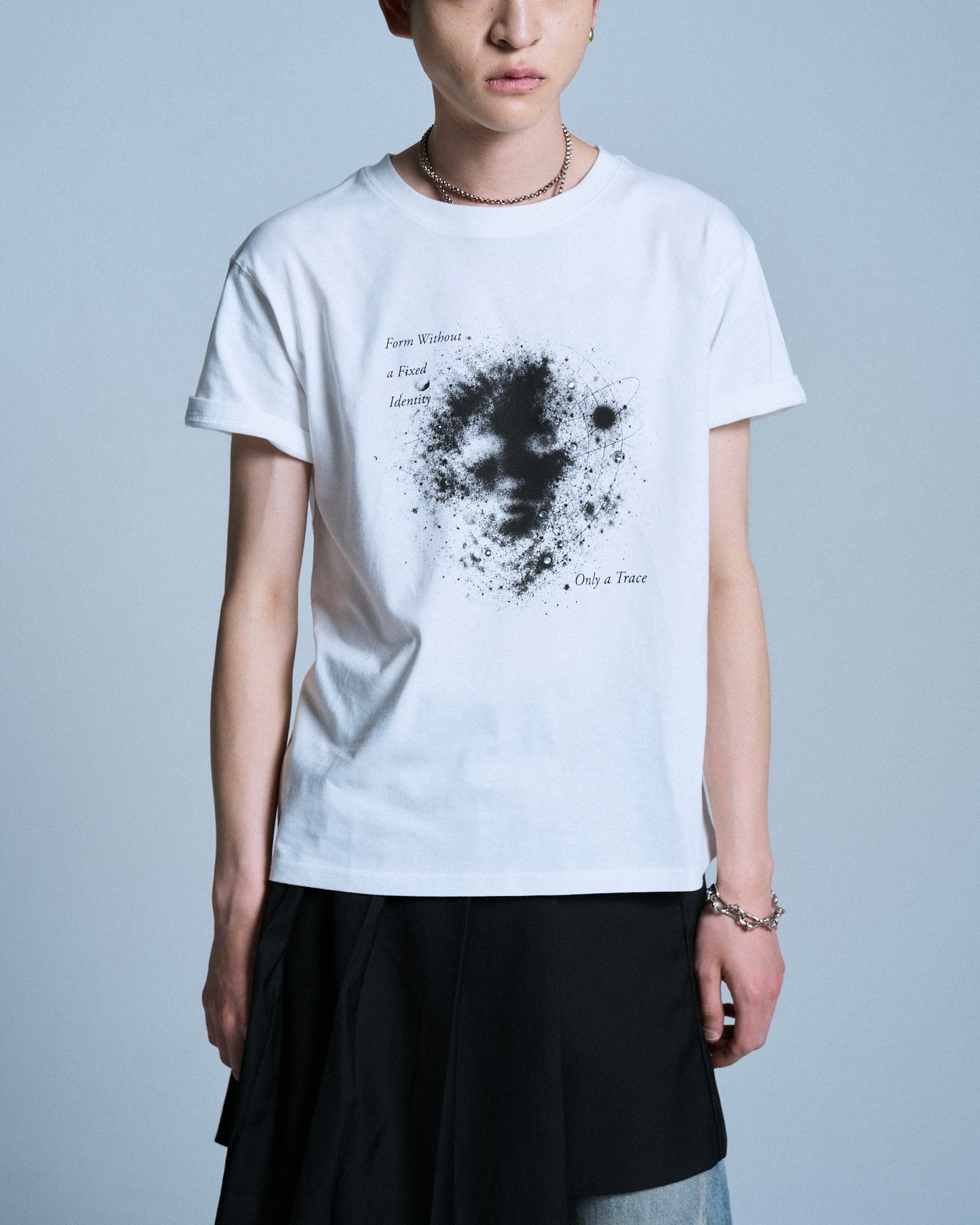 GRAPHIC SPACE RHINESTONE TEE