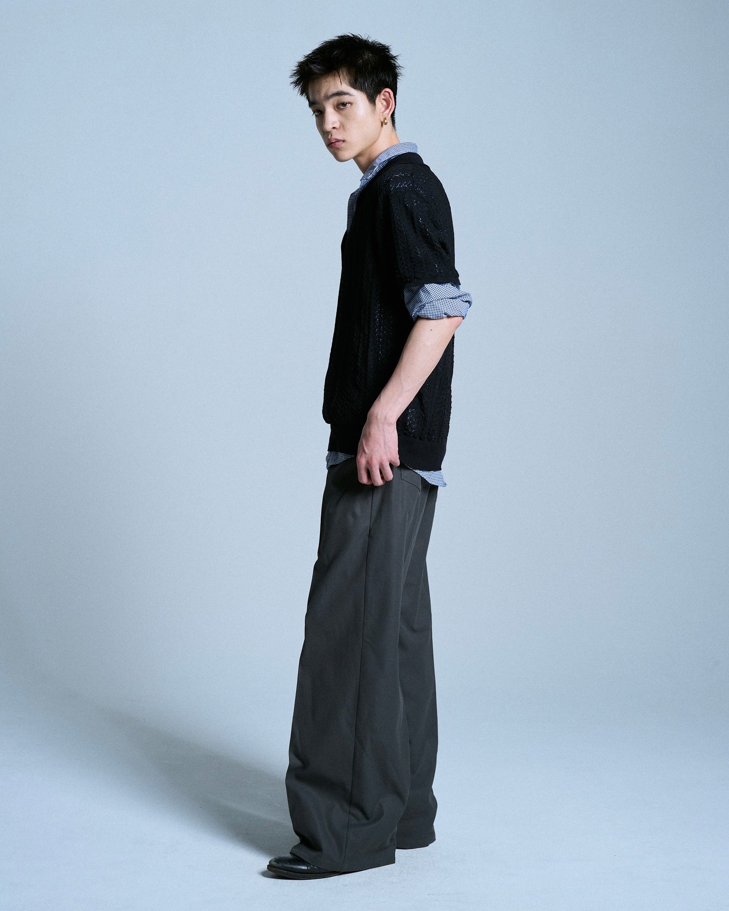 PRESSED POLYESTER FLARE SLACKS