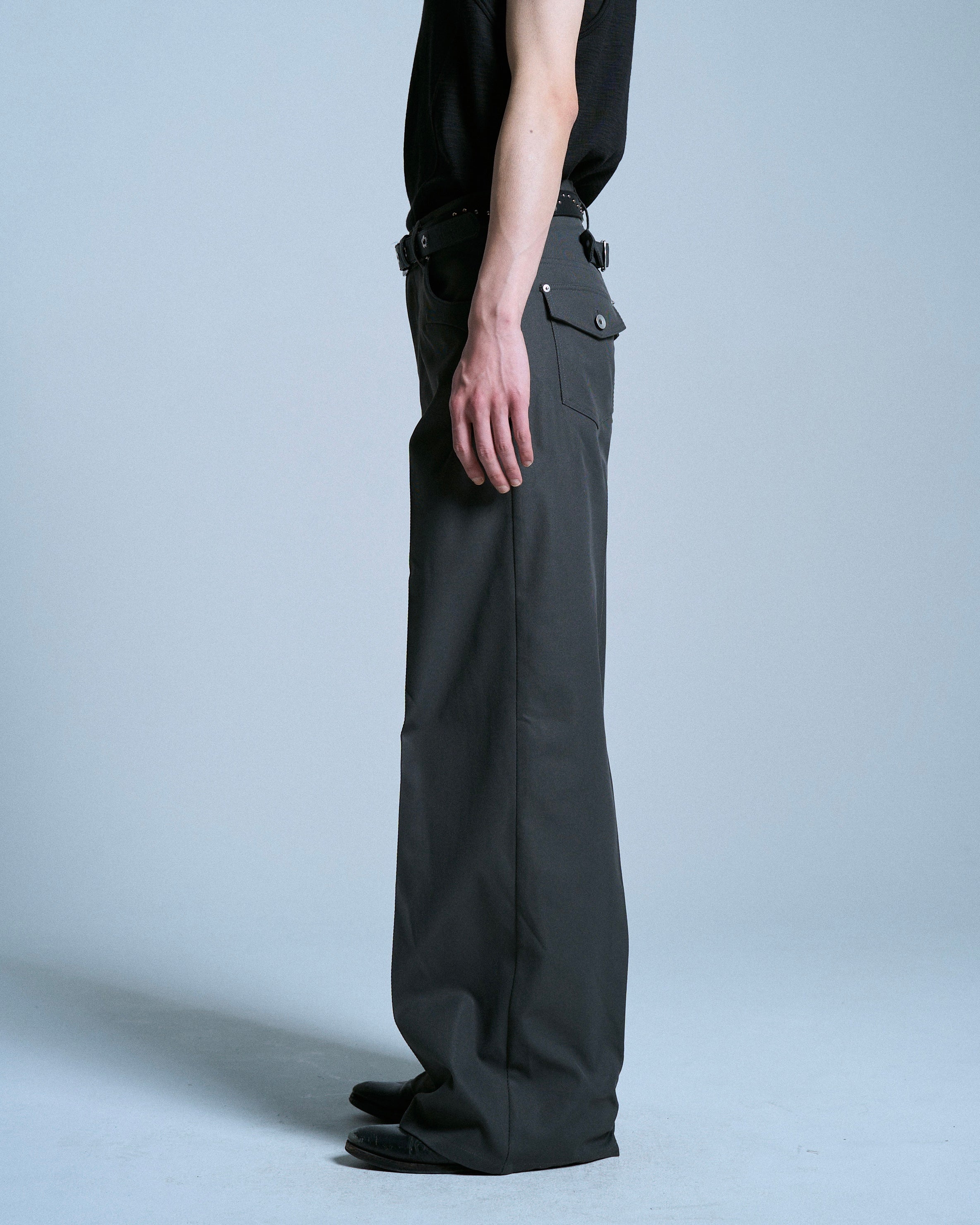 PRESSED POLYESTER FLARE SLACKS – CAMPHOR WOOD - OFFICIAL ONLINE