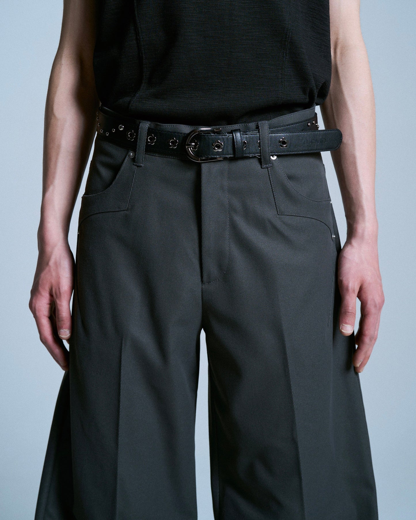 PRESSED POLYESTER FLARE SLACKS