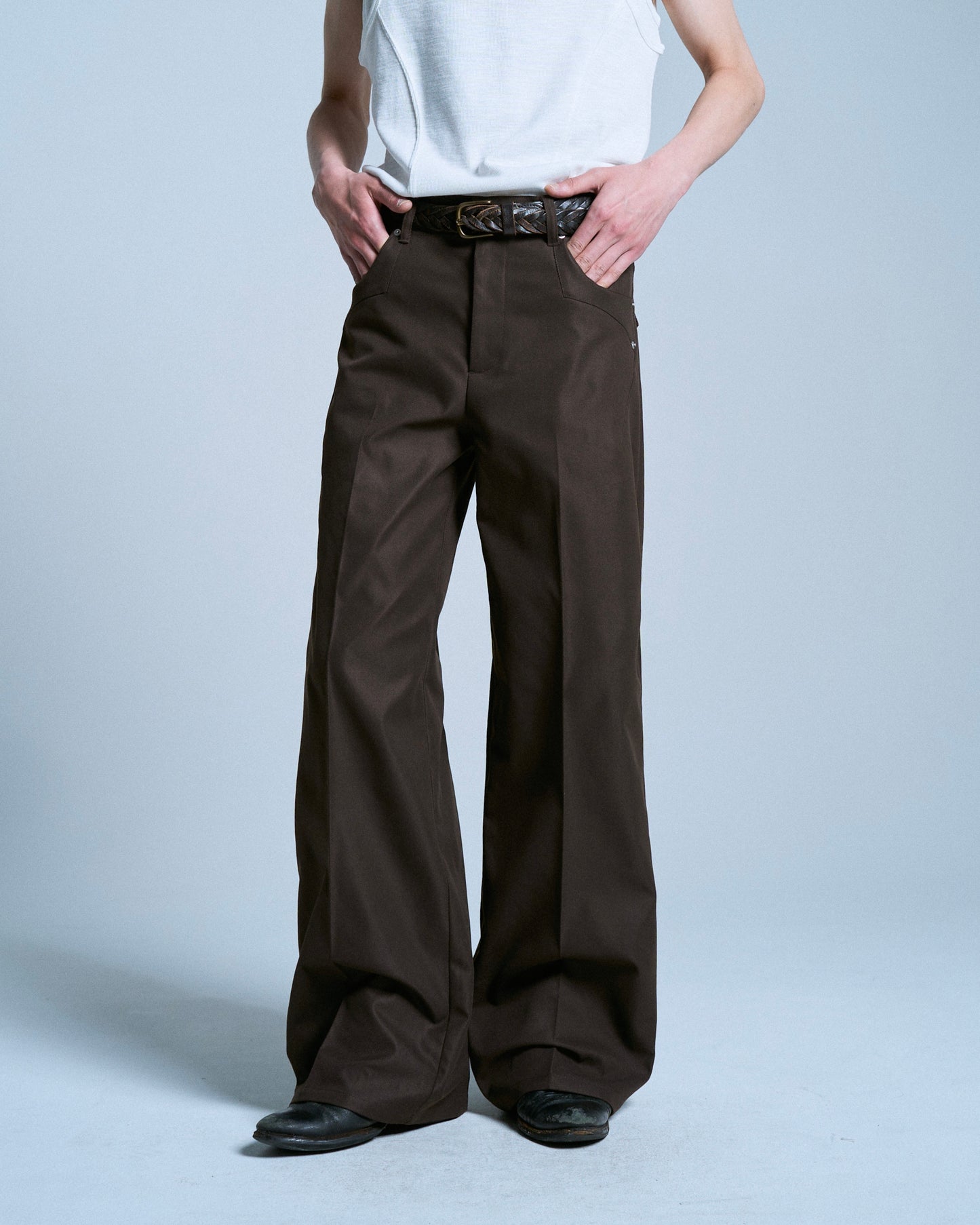 PRESSED POLYESTER FLARE SLACKS