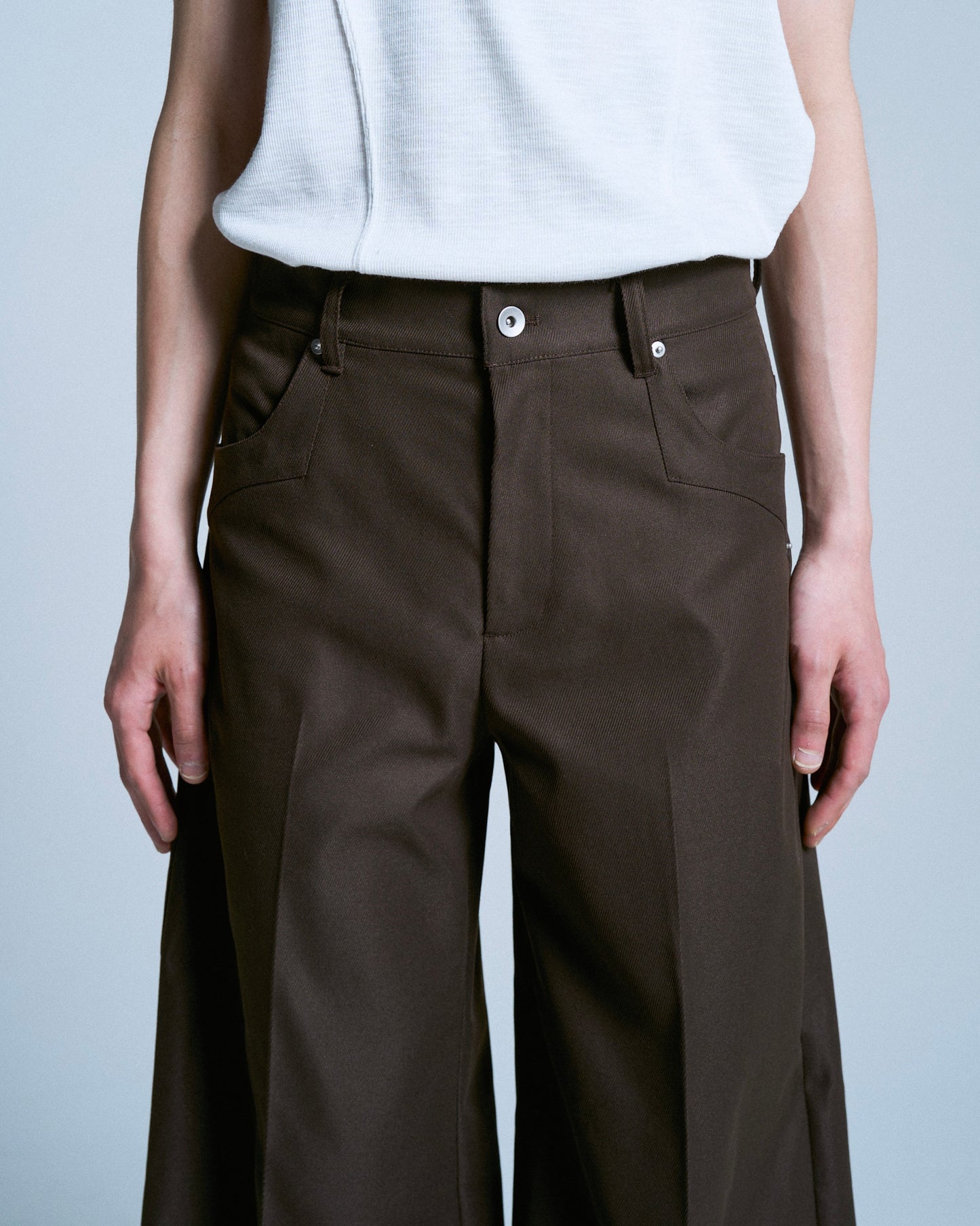PRESSED POLYESTER FLARE SLACKS