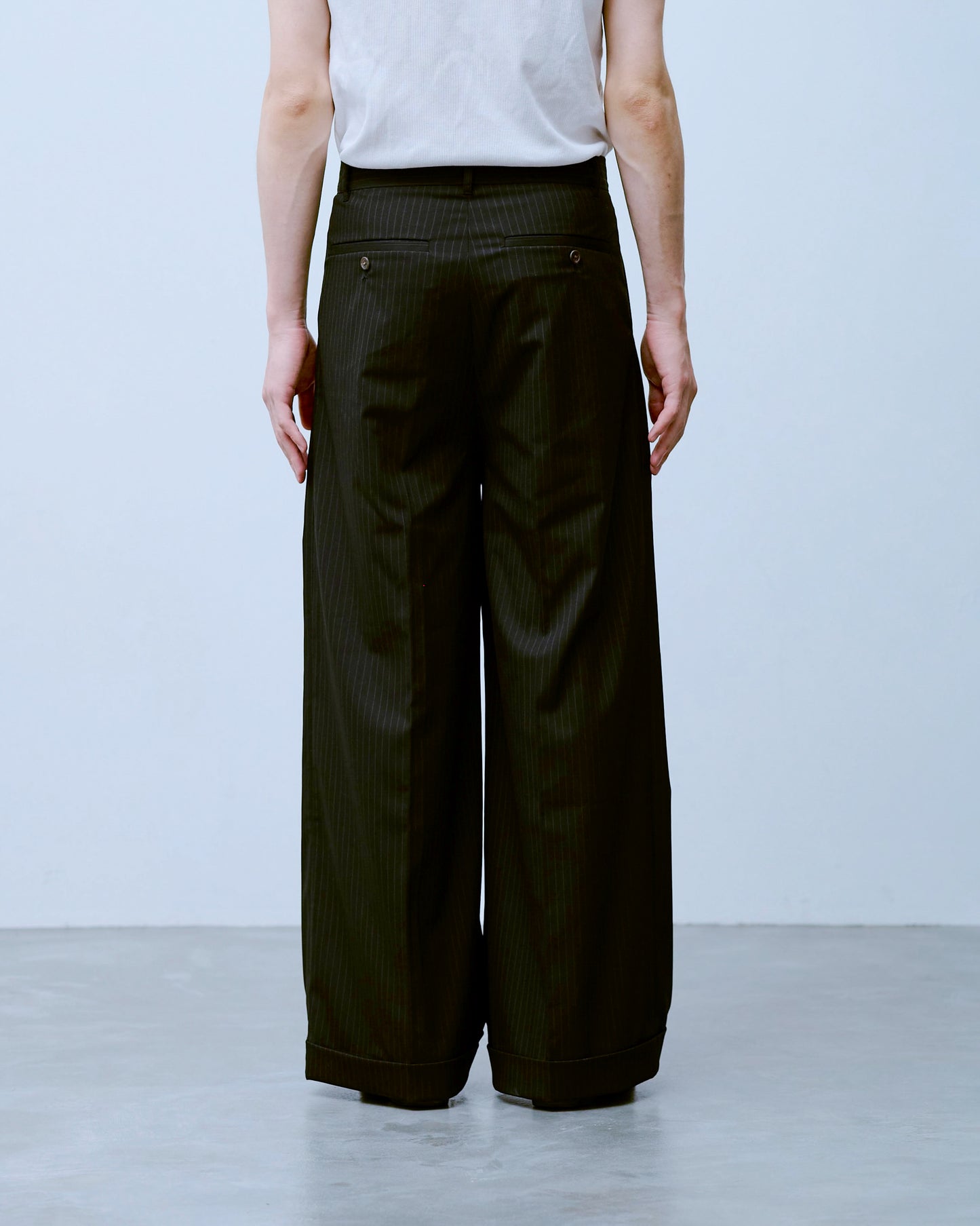 2tuck wide baggy flare slacks - STRIPE