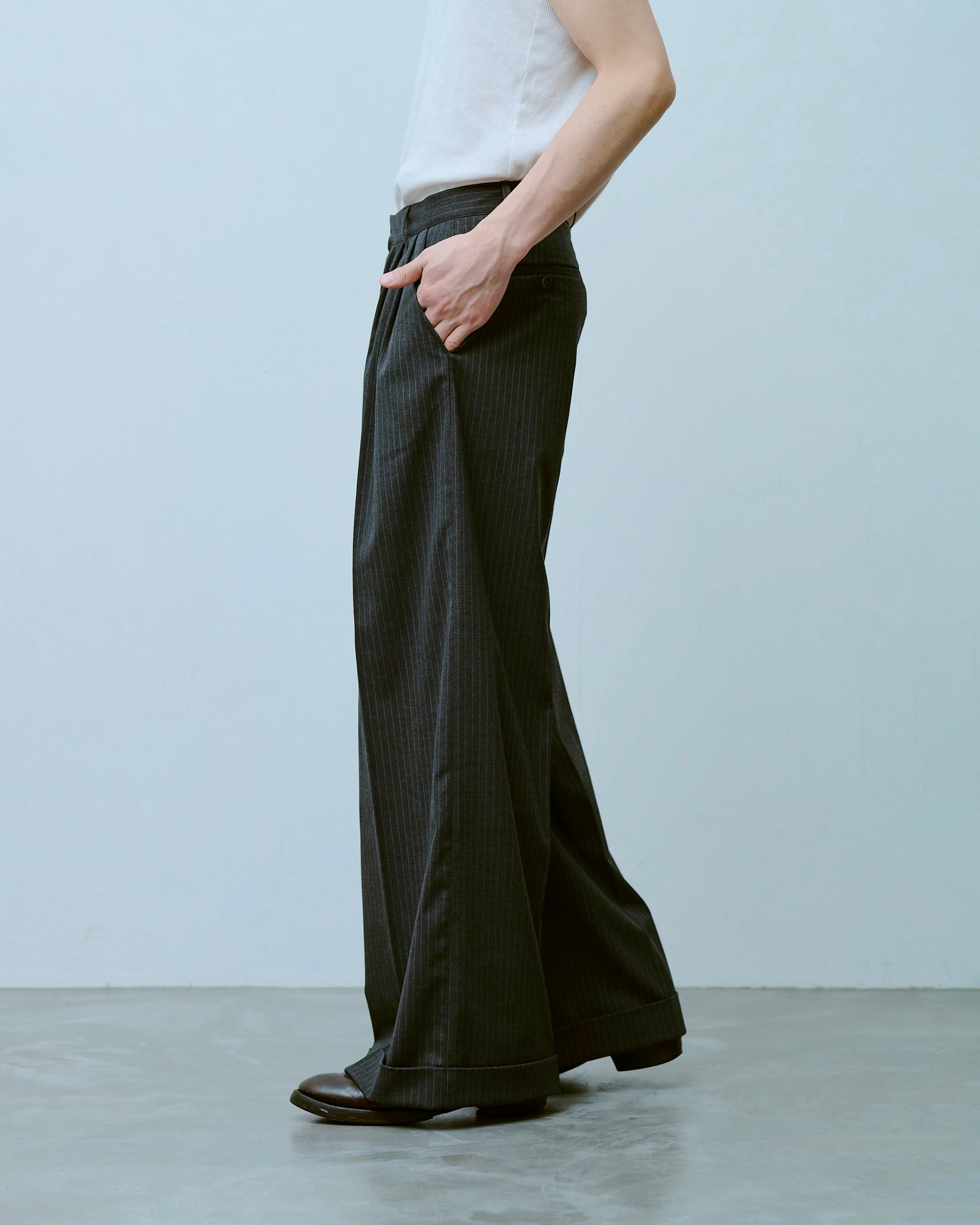 【CamphorWood】２tuck wide baggy slacks 2tuck wide baggy flare slacks - STRIPE – CAMPHOR WOOD