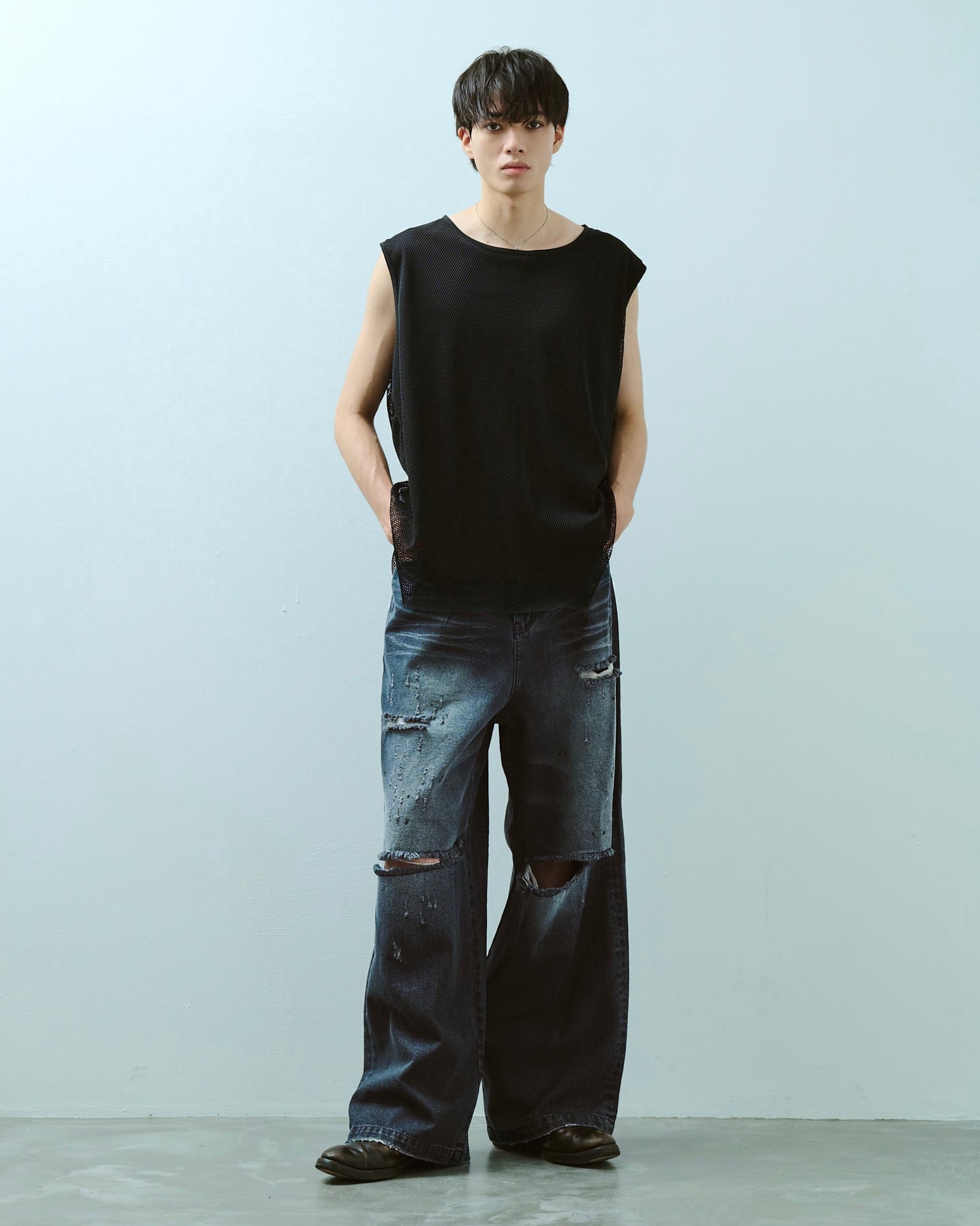 wide baggy broken denim trousers