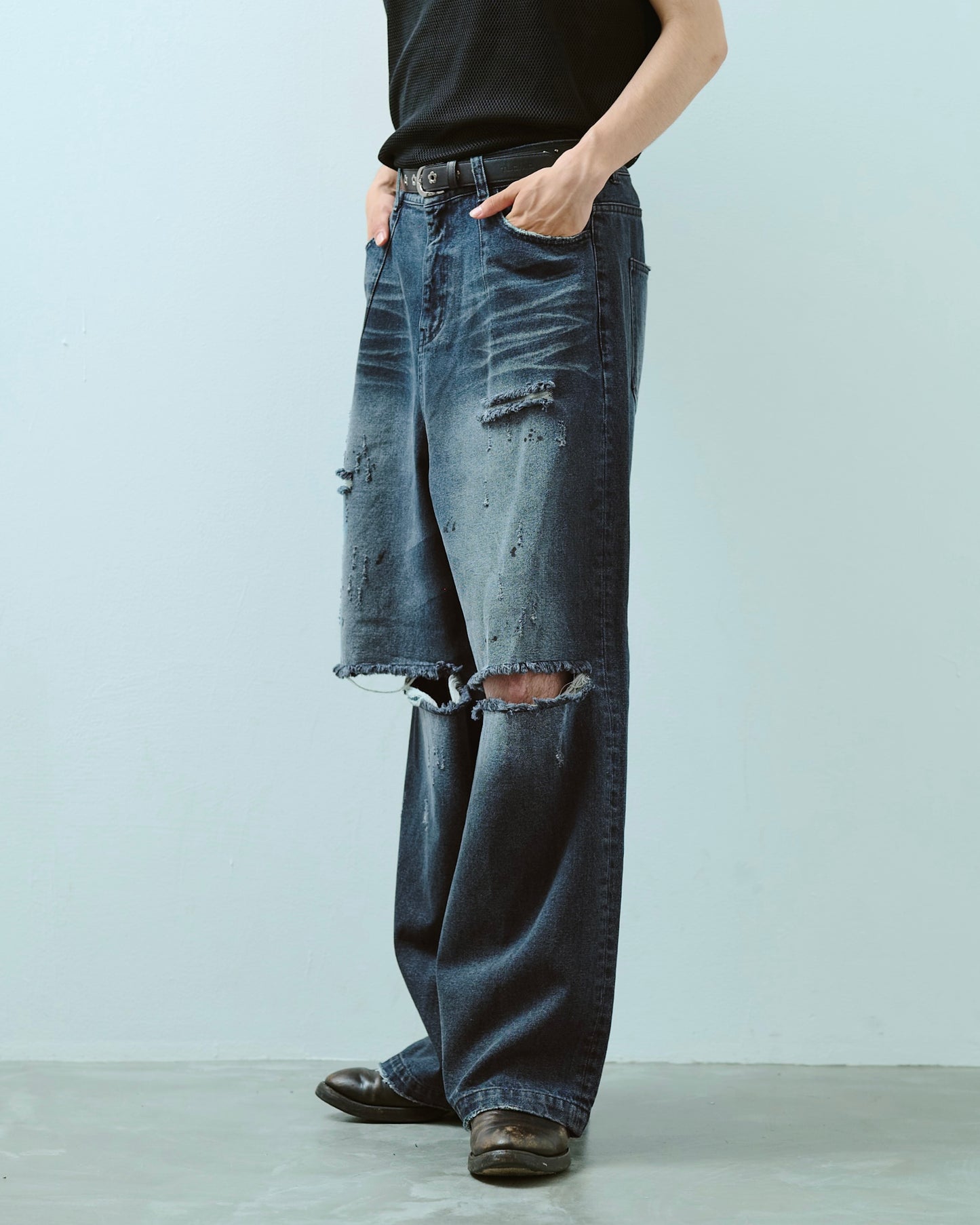 wide baggy broken denim trousers