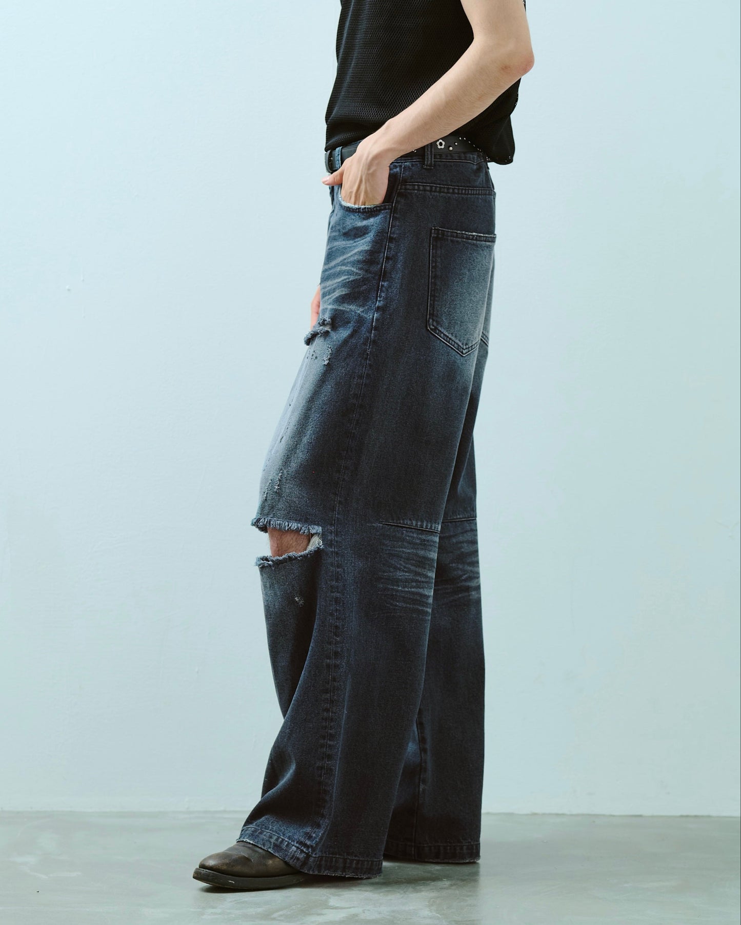 wide baggy broken denim trousers