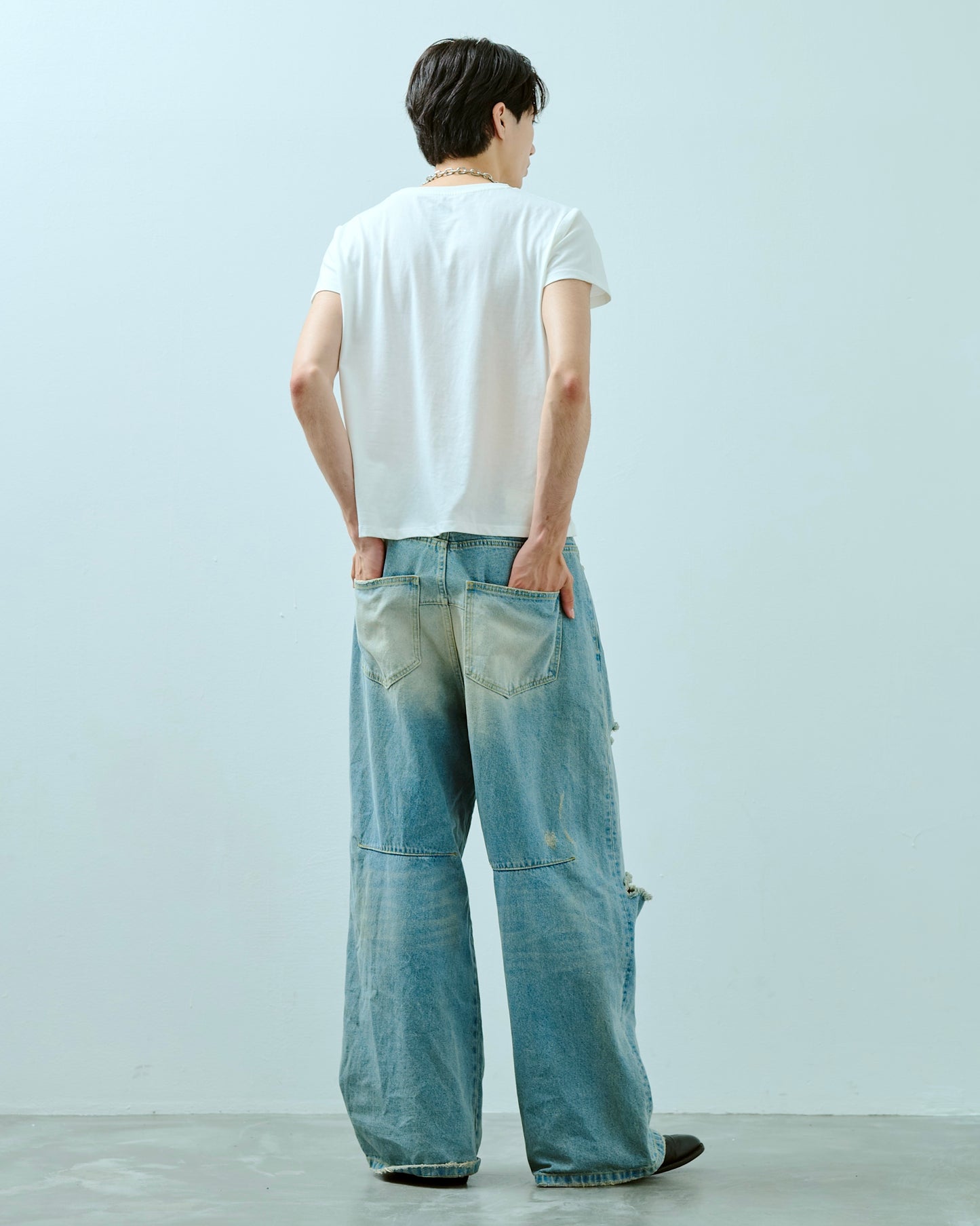 wide baggy broken denim trousers