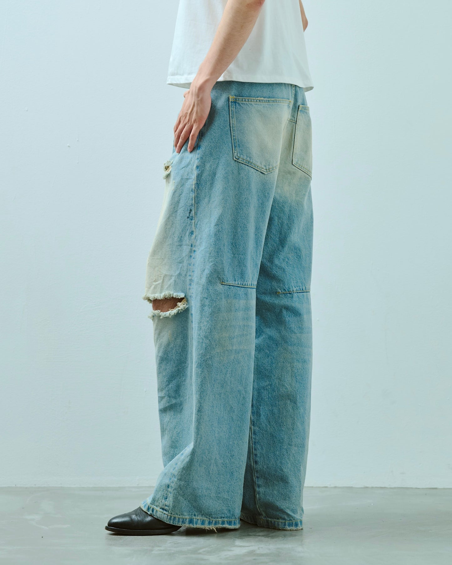 wide baggy broken denim trousers
