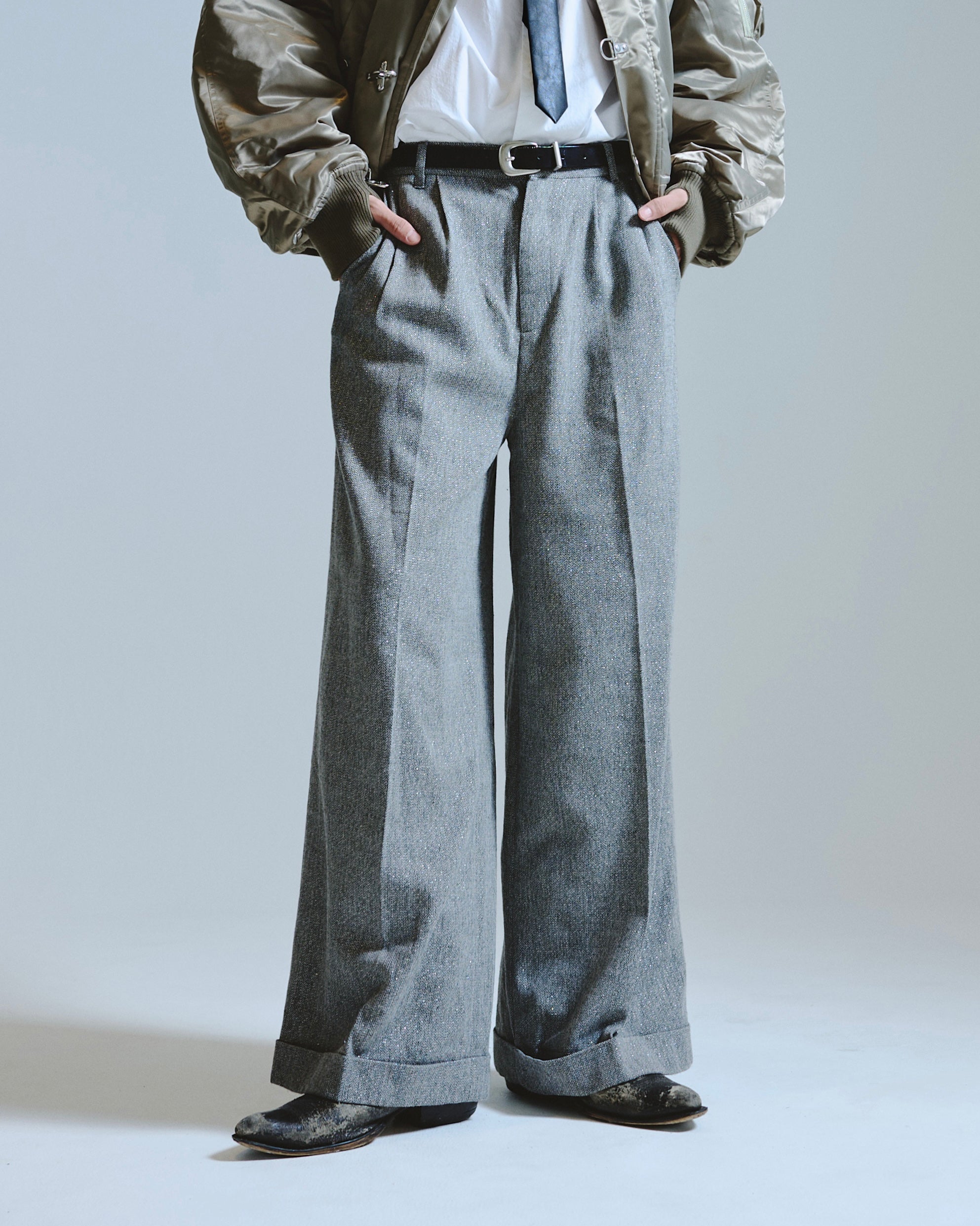 2tuck wide baggy slacks - RAME TWEED – CAMPHOR WOOD