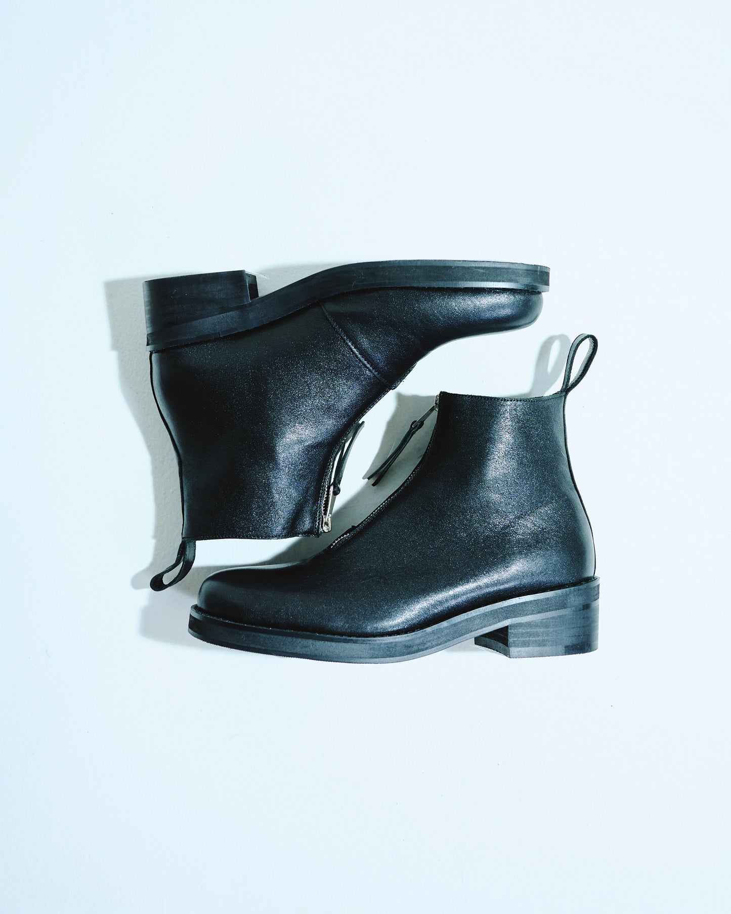 REAL LEATHER FRONT ZIP BOOTS