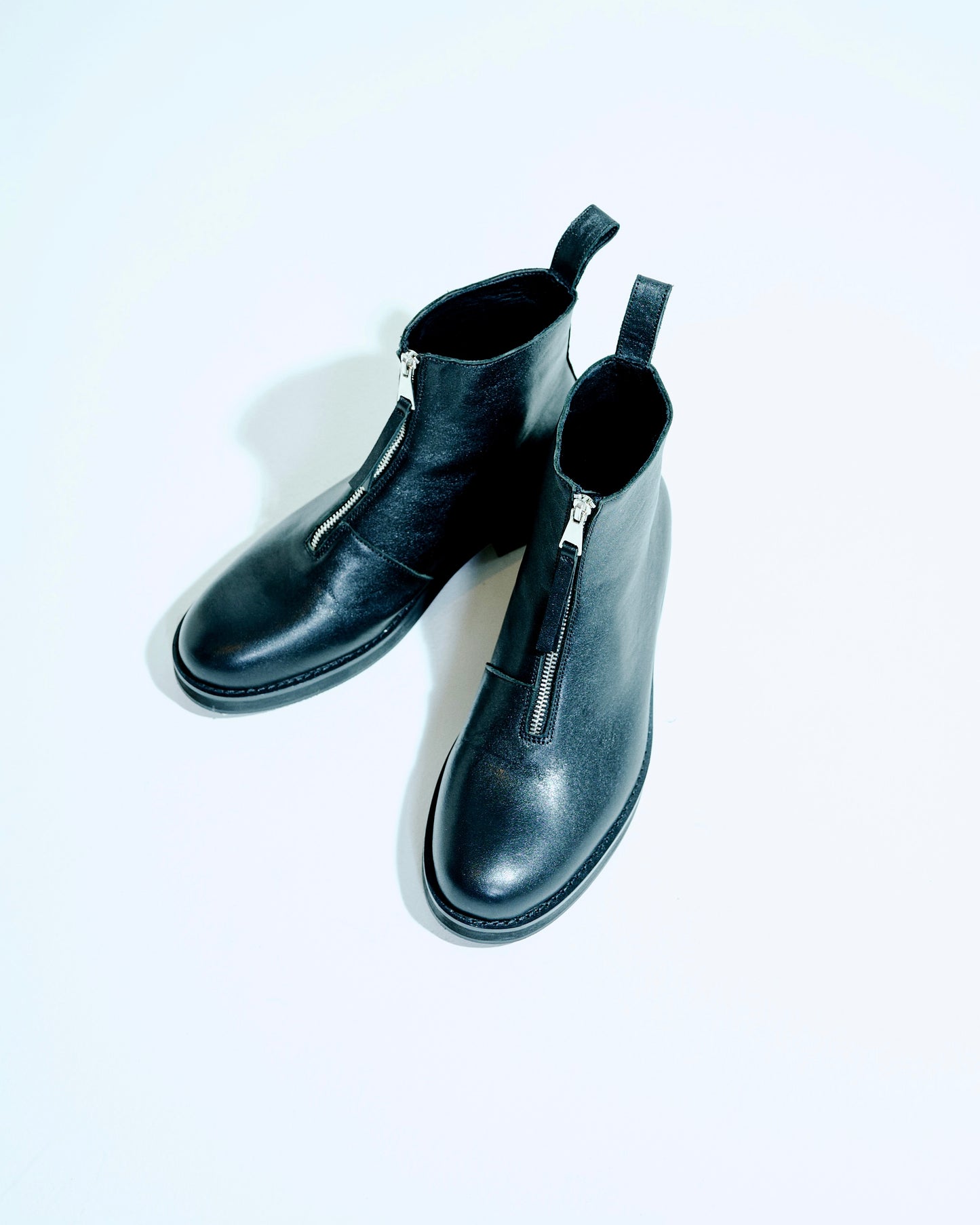 REAL LEATHER FRONT ZIP BOOTS