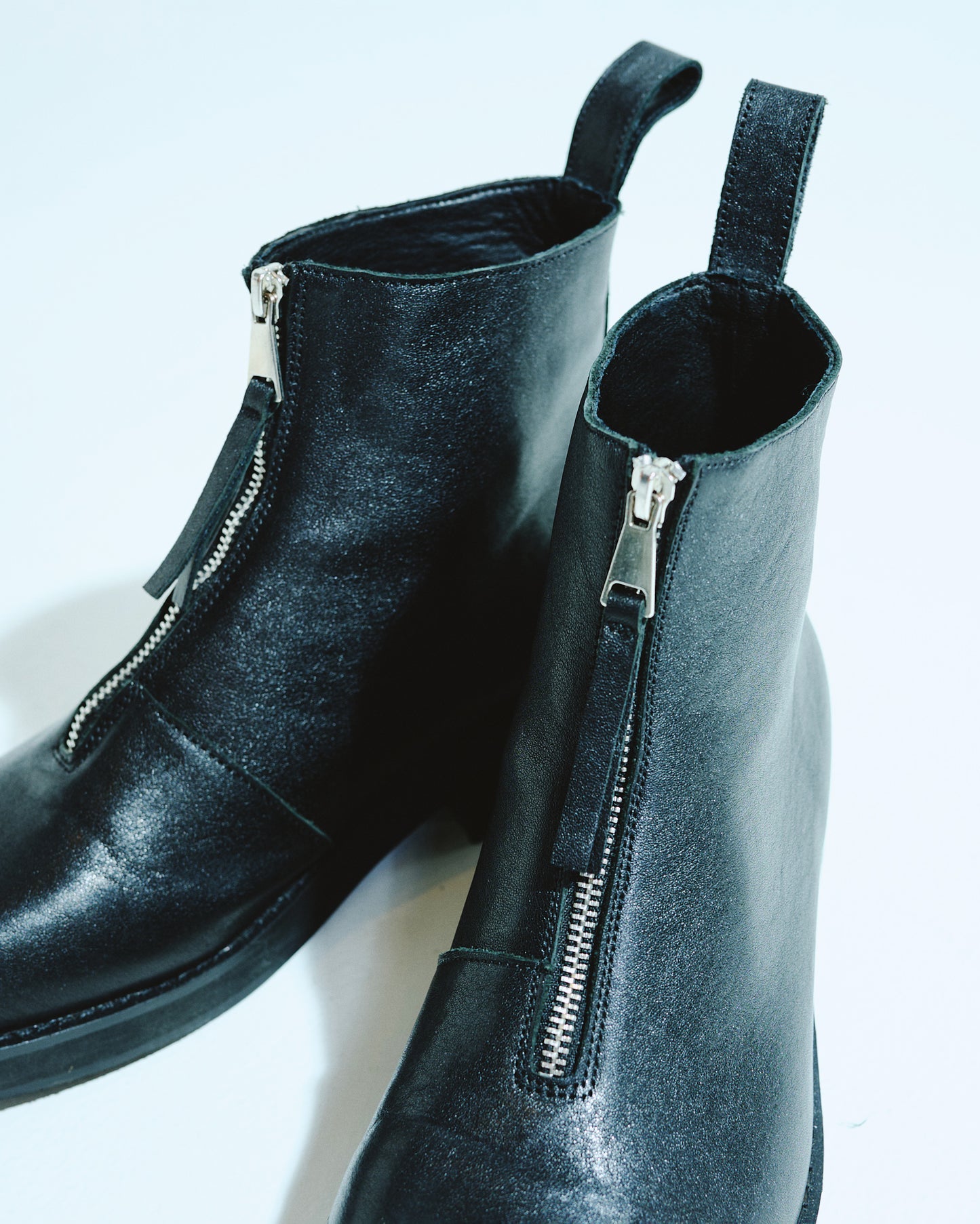 REAL LEATHER FRONT ZIP BOOTS